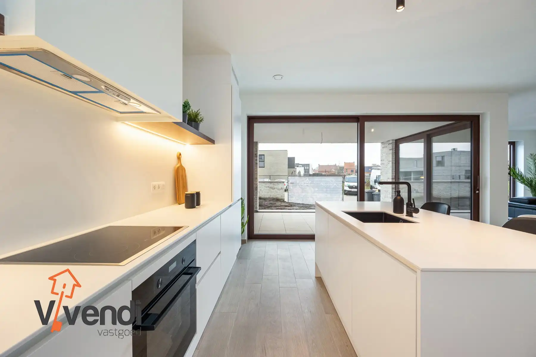Gelijkvloers appartement van 110m² met 2slpk. foto 7