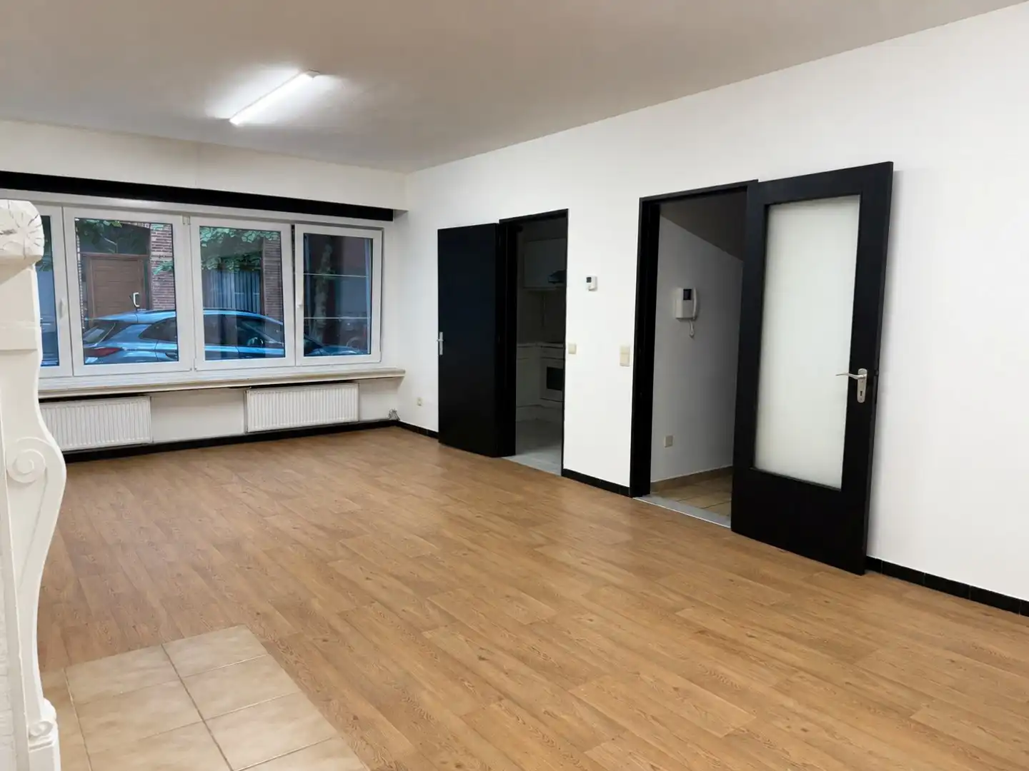 Ruim gelijkvloers appartement met garage te Mariaburg foto 3