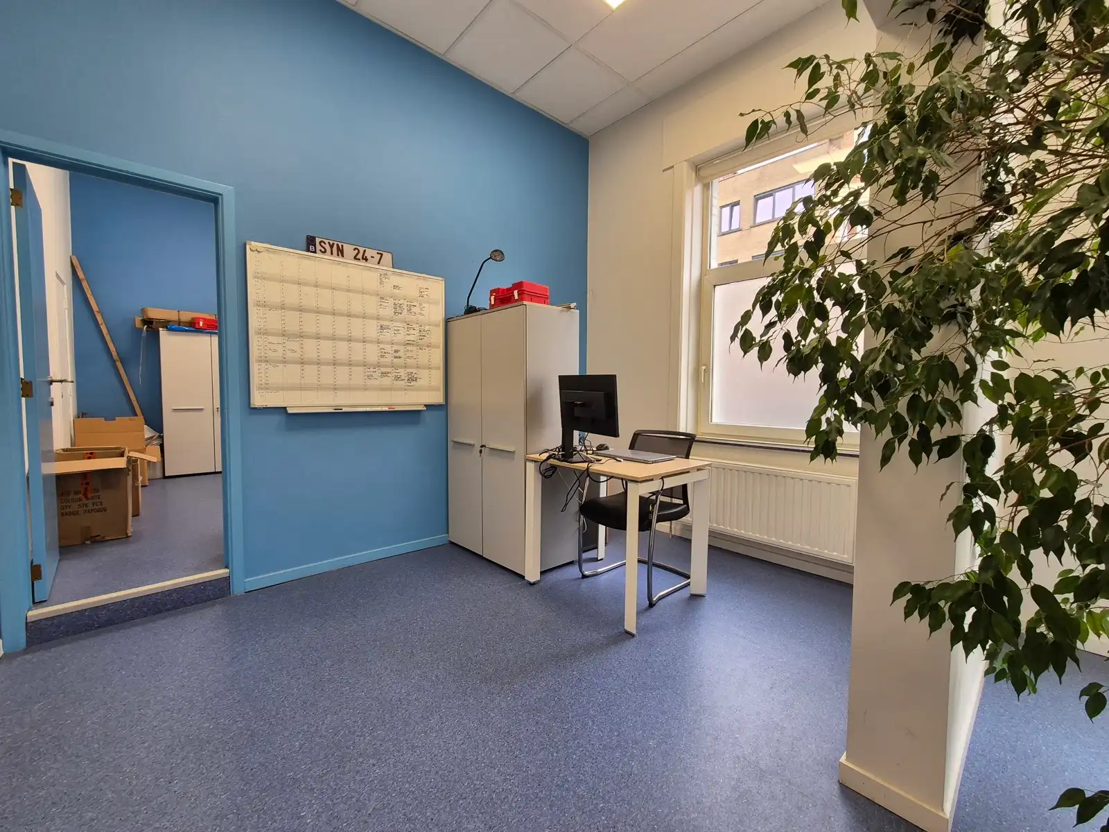 Kantoor/handel/wonen (combinatie) op absolute toplocatie! foto 8