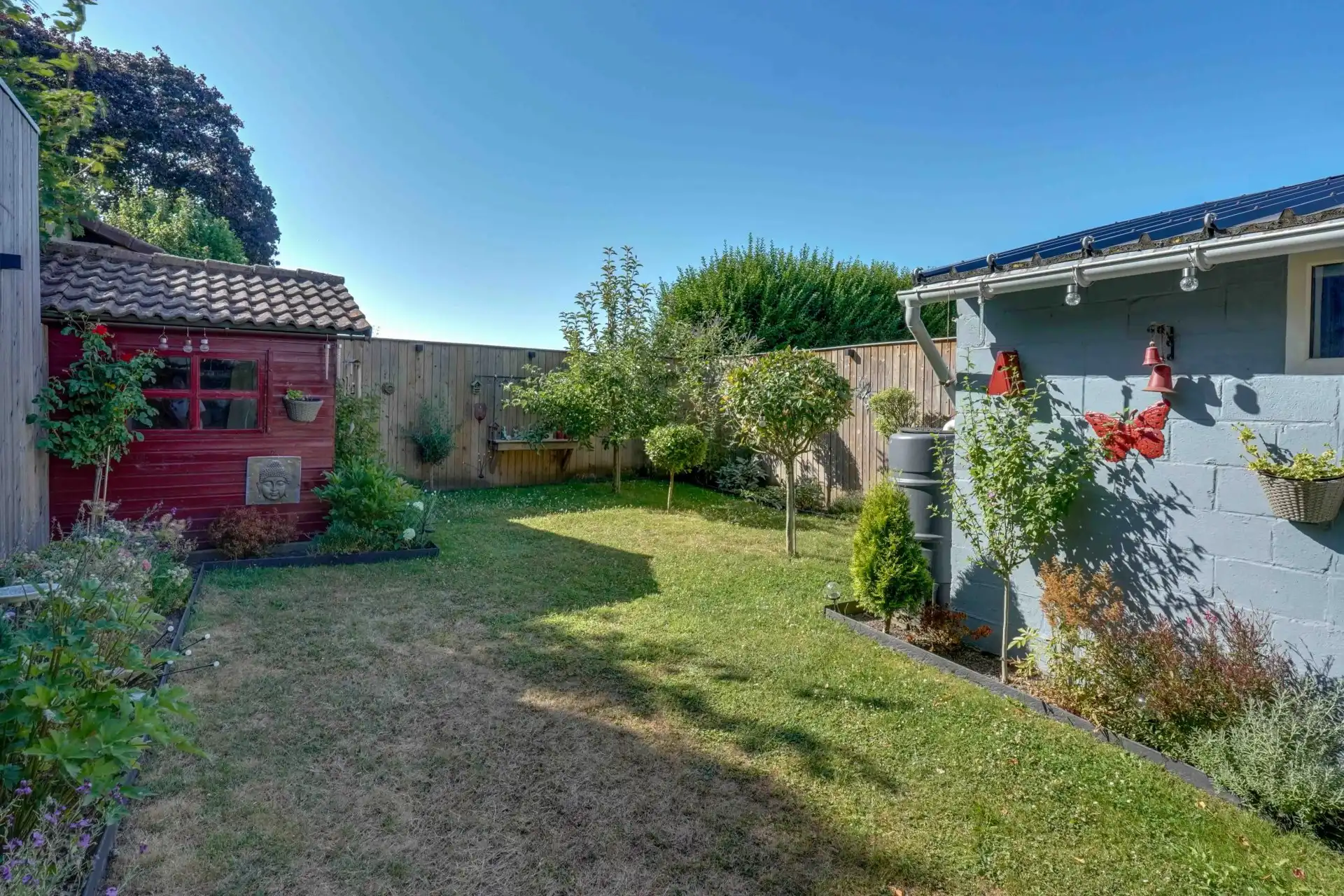 Volledig gerenoveerde gelijkvloerse woning met tuin in Riemst foto 16