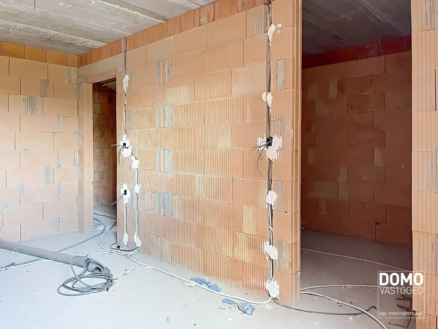 MODERNE NIEUWBOUWWONING IN AANBOUW TE KURINGEN foto 12