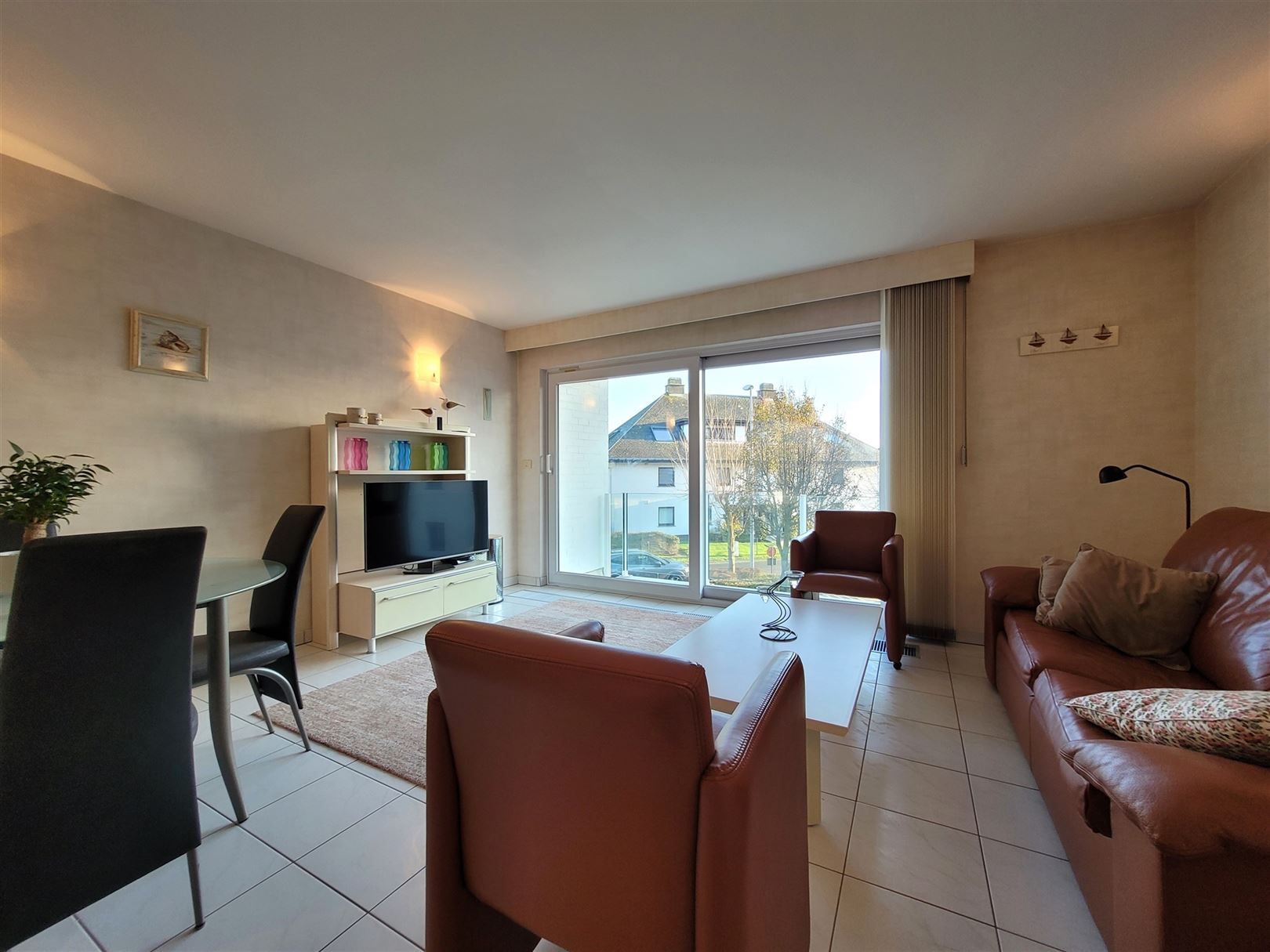 Gemeubeld appartement met 1 slaapkamer foto 2