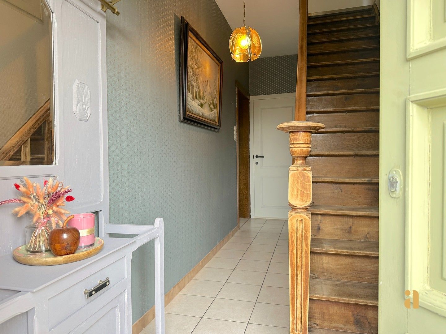 Gezinswoning met optie voor zelfstandige en prachtig uitzicht foto 5