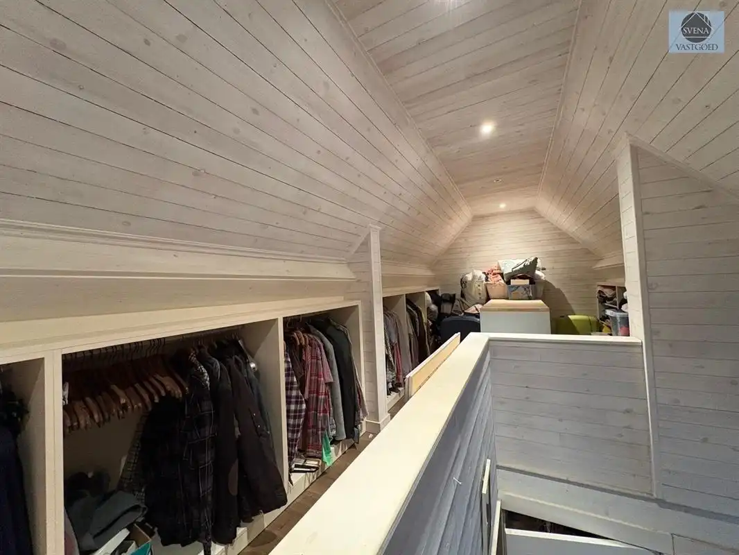 KARAKTERVOLLE WONING MET 5 SLAAPKAMERS foto 15
