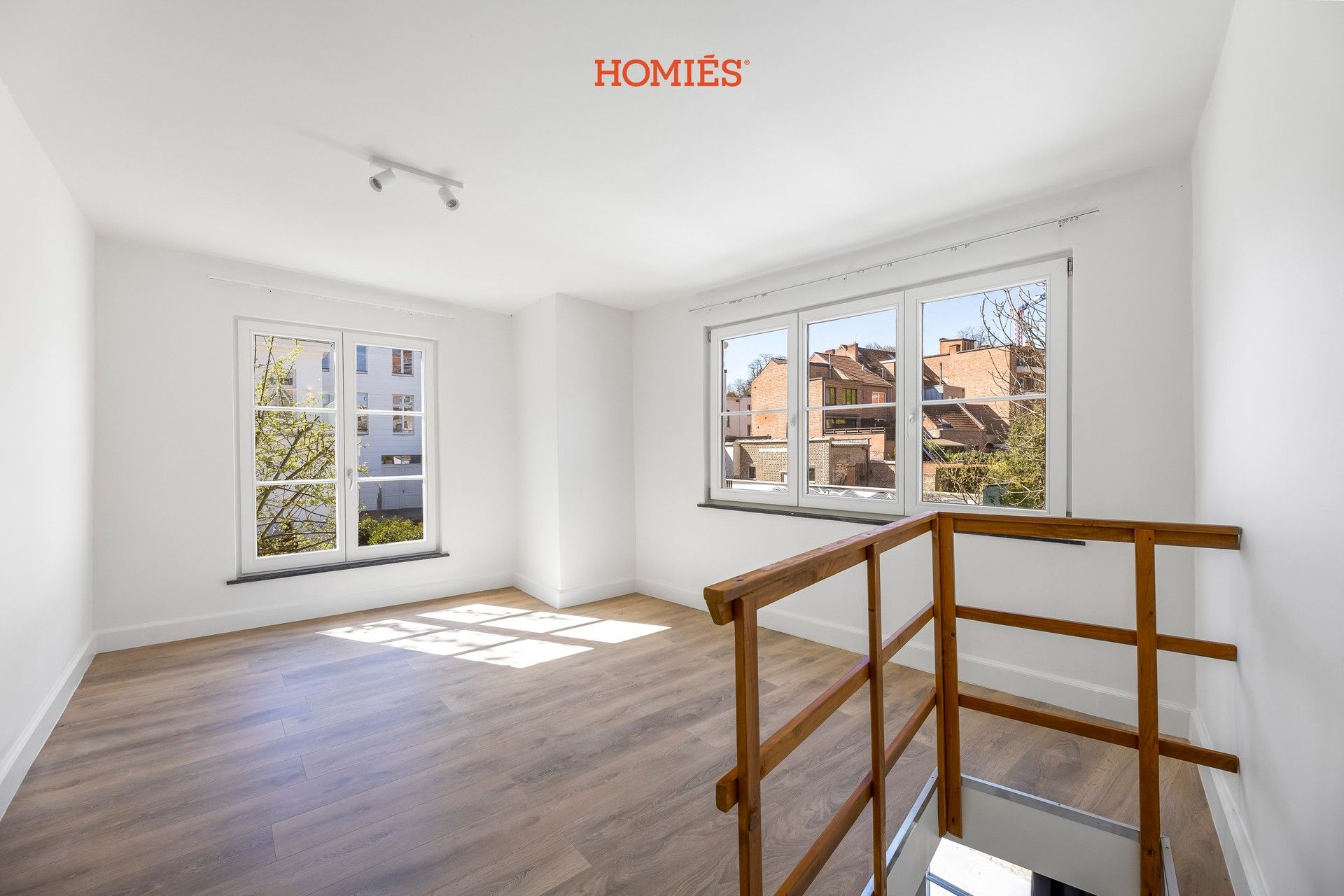 High-end gelijkvloers appartement met tuin, in historisch pand foto 18