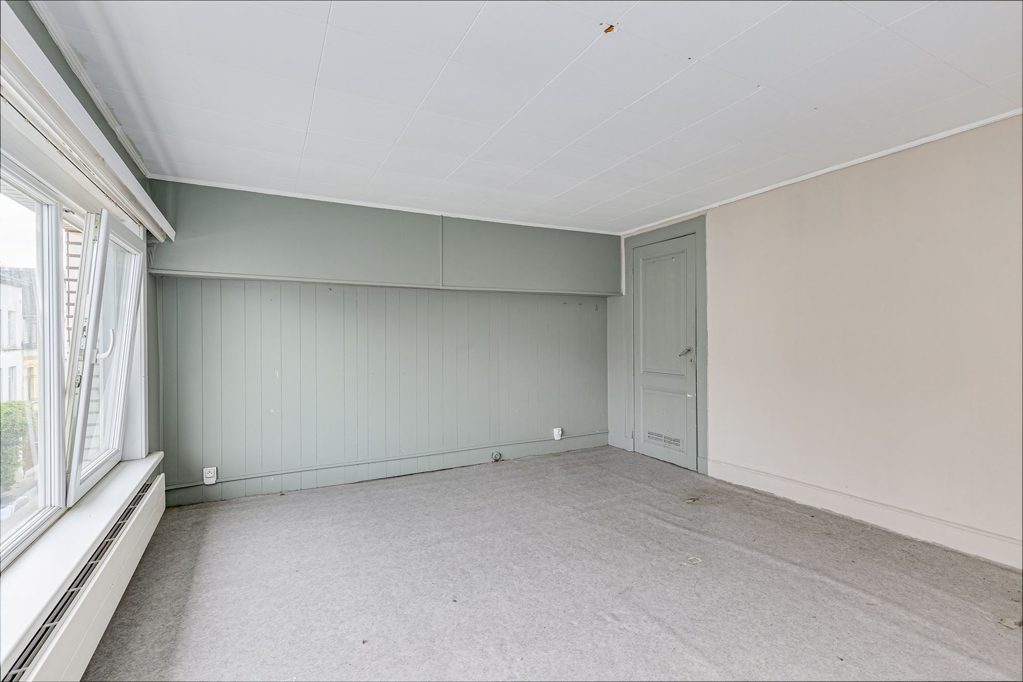 Charmante woning met enorm potentieel in hartje Berchem foto 14