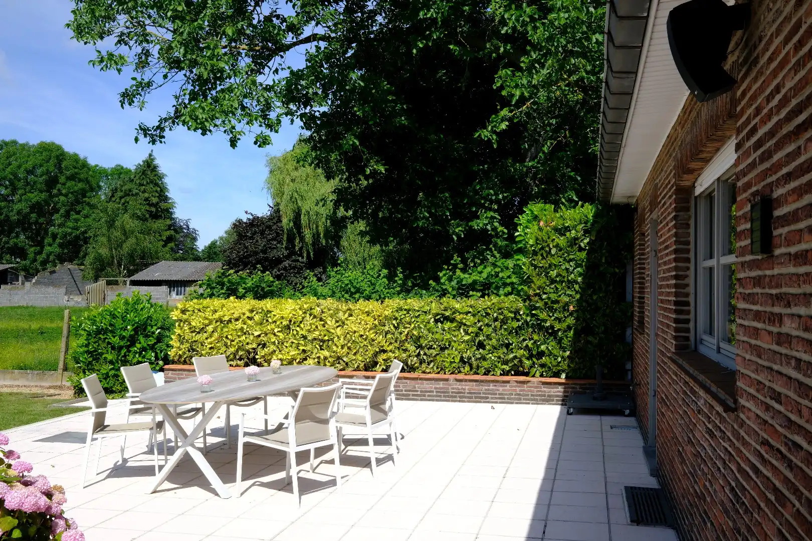 Ruime villa met 4 slaapkamers en prachtige zuidwest gerichte tuin te Spiere-Helkijn foto 22
