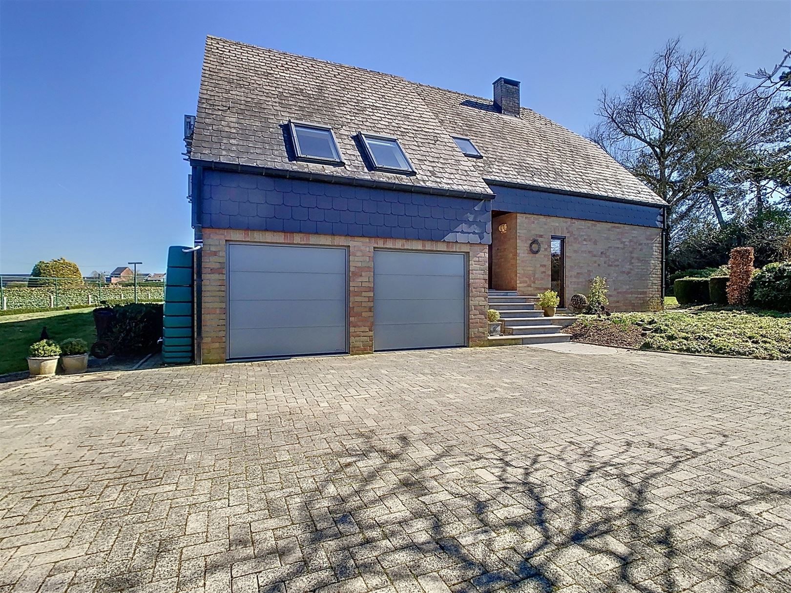 Ruime vrijstaande woning, 4 slpks, garage, tuin, 26a 17ca foto 4