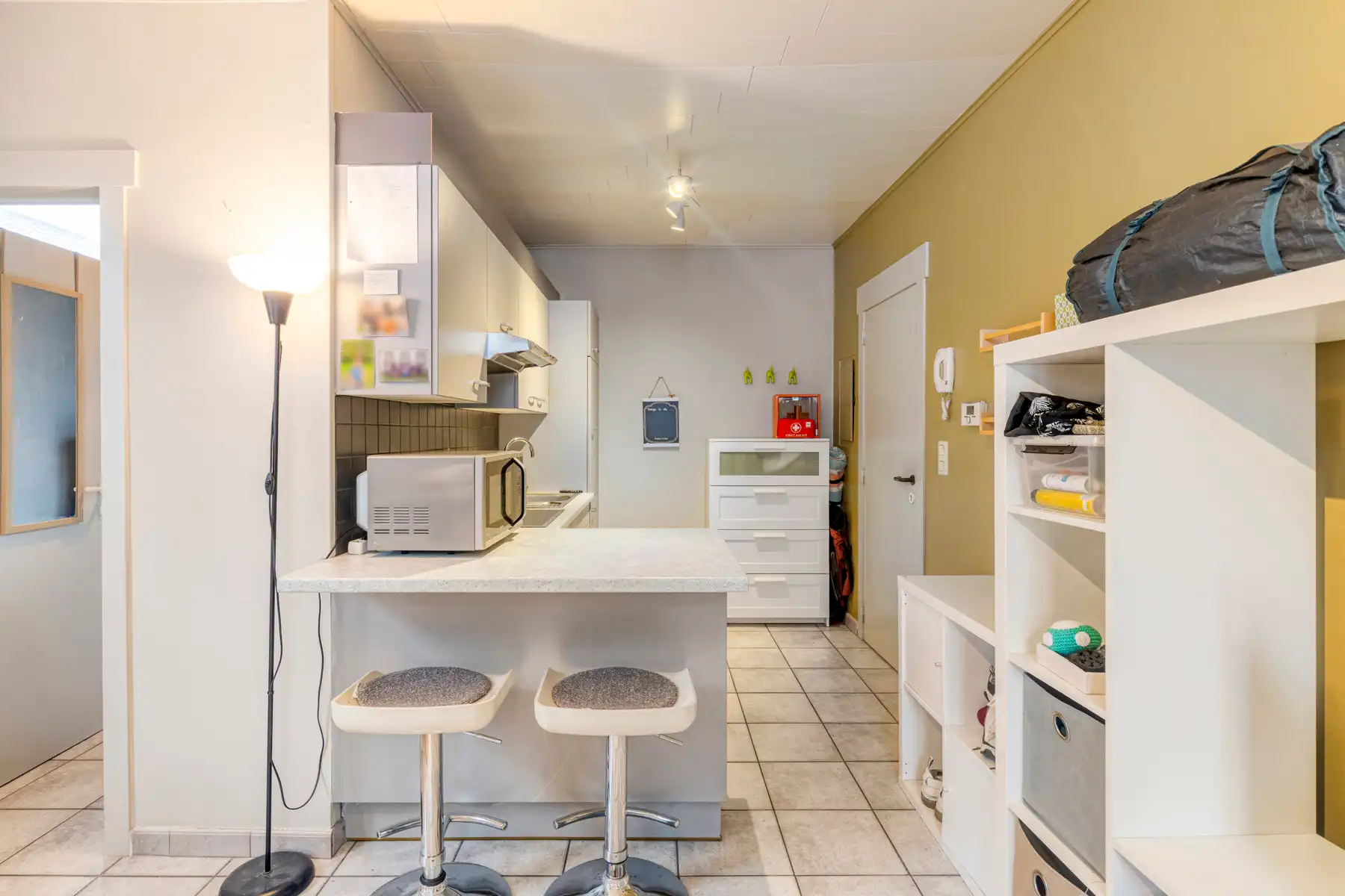 Instapklaar appartement/studio nabij Gent-Zuid foto 5