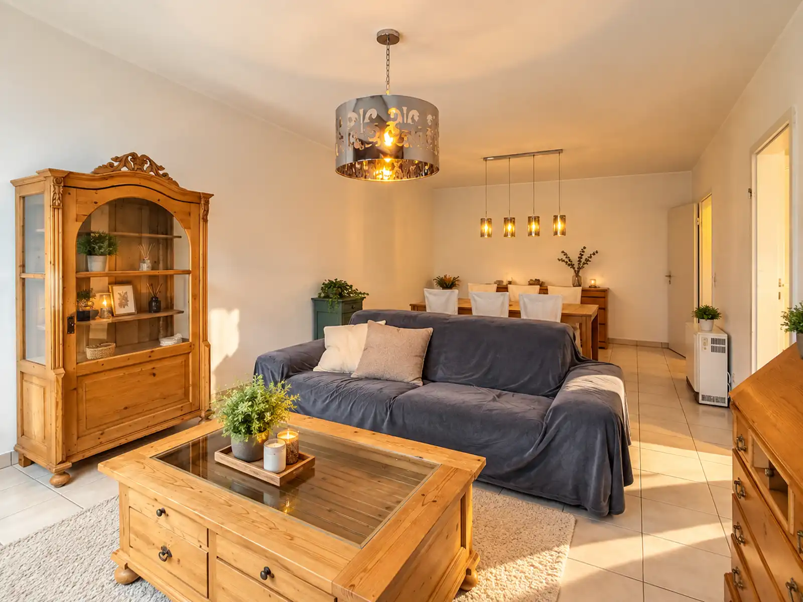 Instapklaar appartement met 2 slaapkamers en terras foto 3
