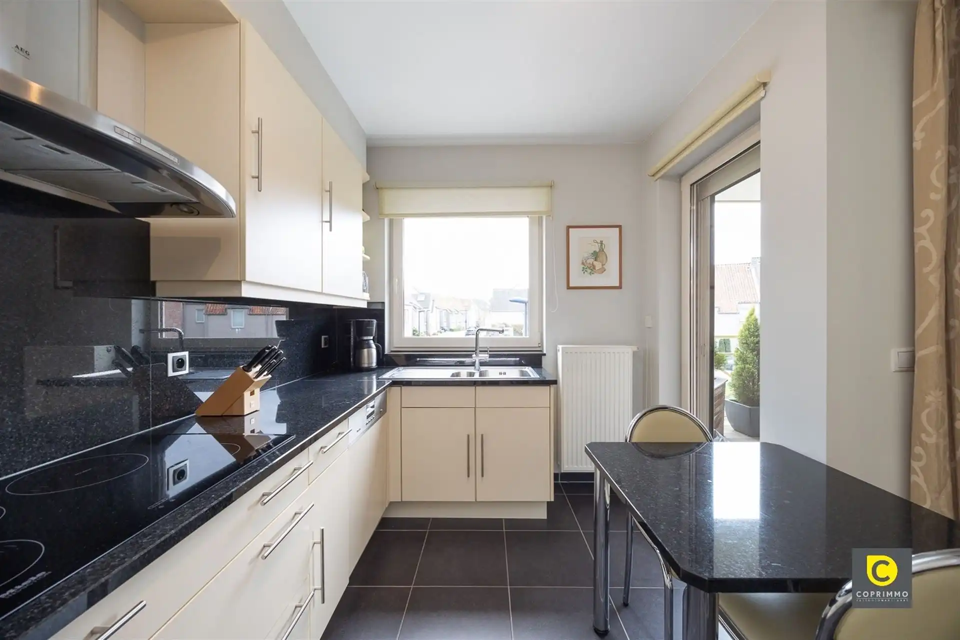 Ruim en verzorgd appartement  foto 6