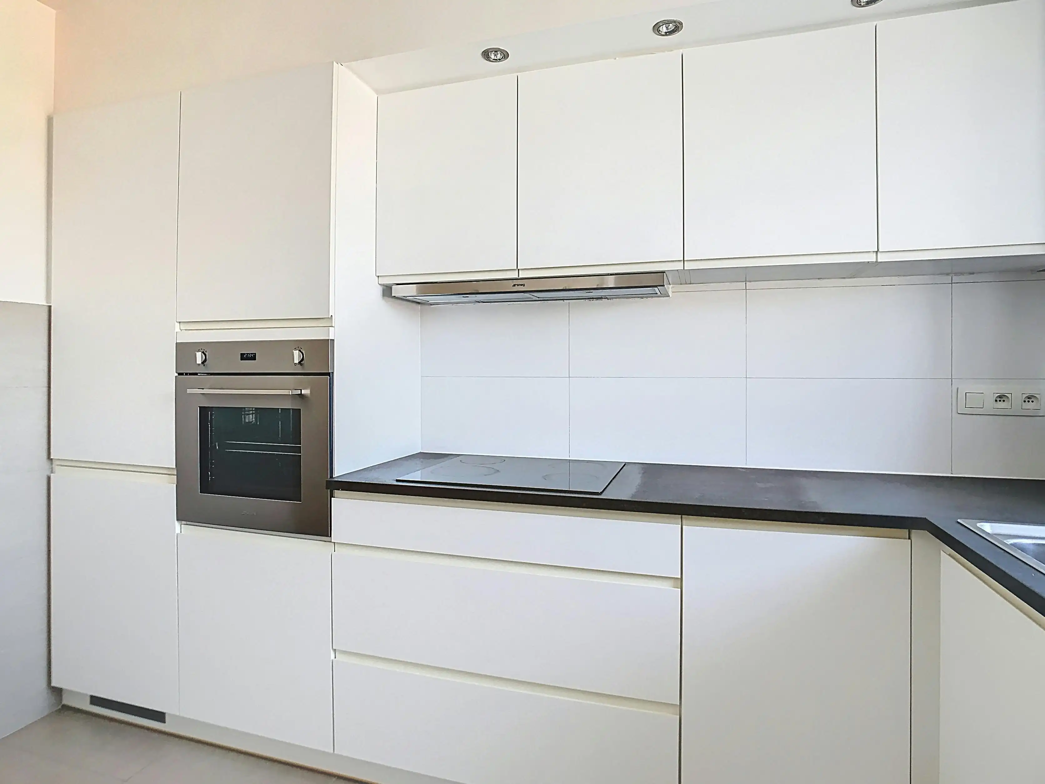 Gemoderniseerd appartement met 2 slpkmrs (garage mogelijk) foto 7