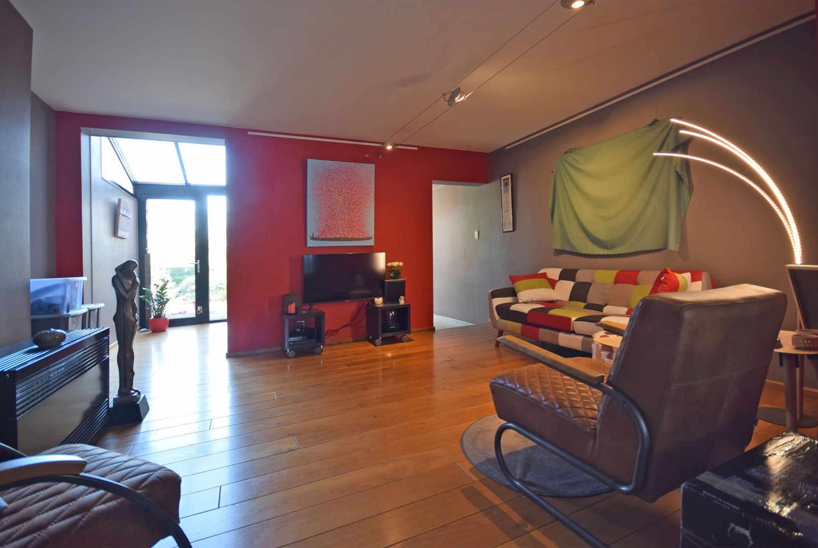 GEZELLIGE RIJWONING MET TUIN foto 5