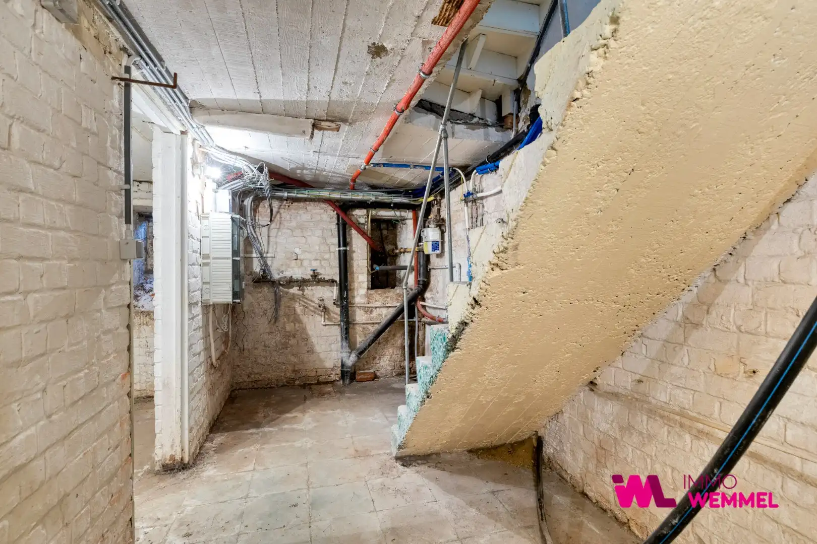 Instapklare gekoppelde woning in het centrum van Wemmel  foto 20