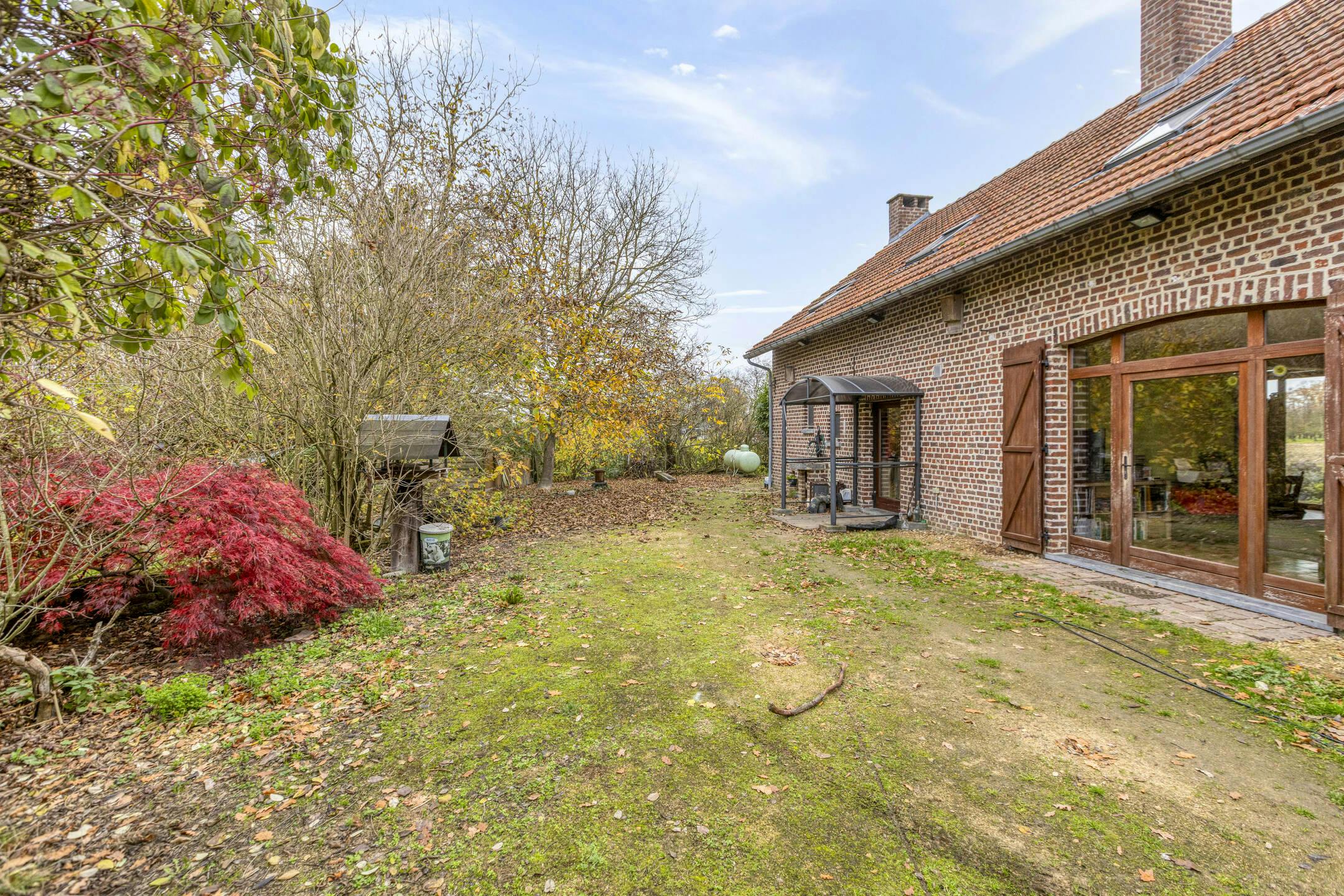 Karaktervolle woning met uitgestrekt perceel van 1HA31A te Halen foto 19