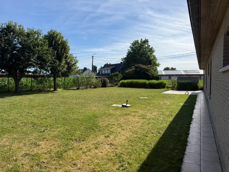 Ruime villa op een landelijke perceel met een oppervlakte van 940m² ! foto 30
