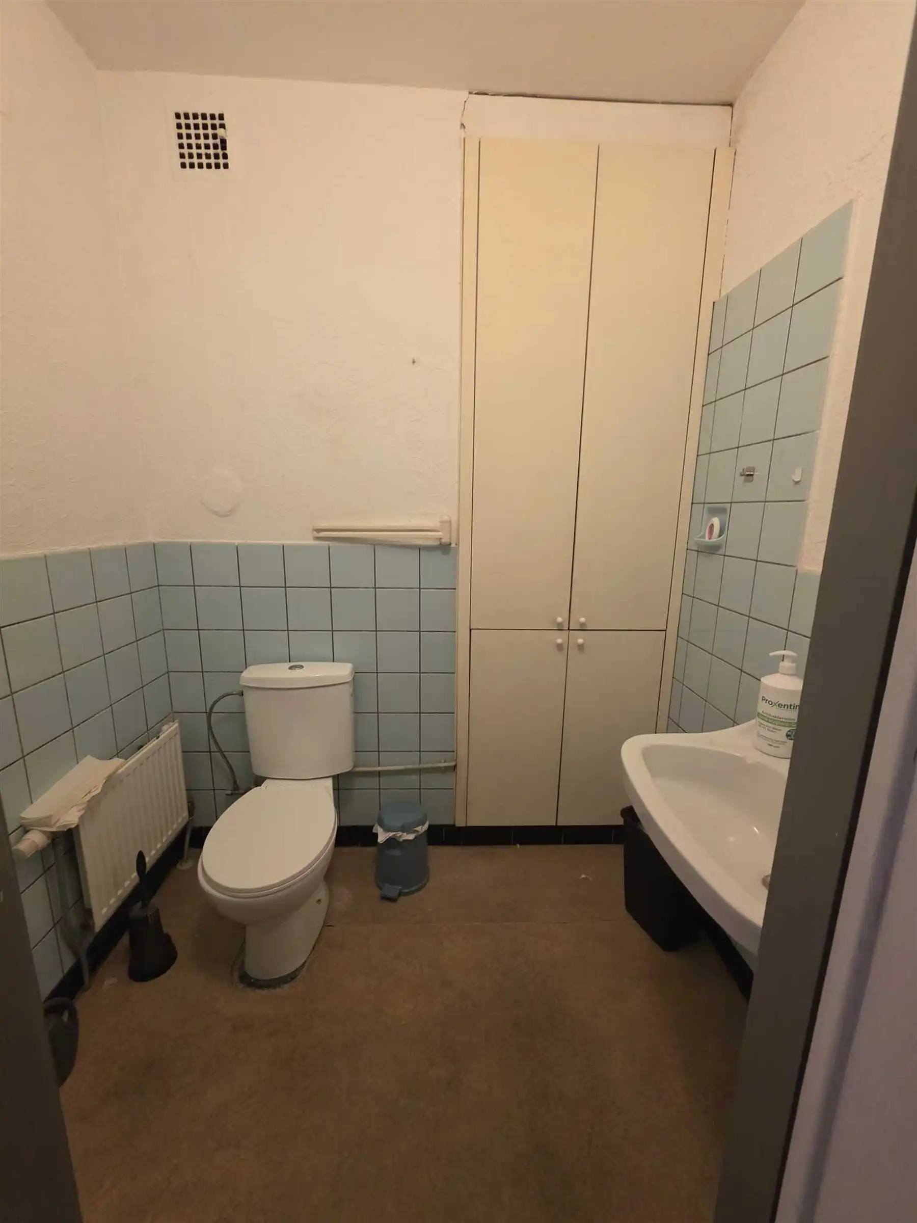Handelspand met tuin op commerciële ligging interessante investering of eigen gebruik foto 7