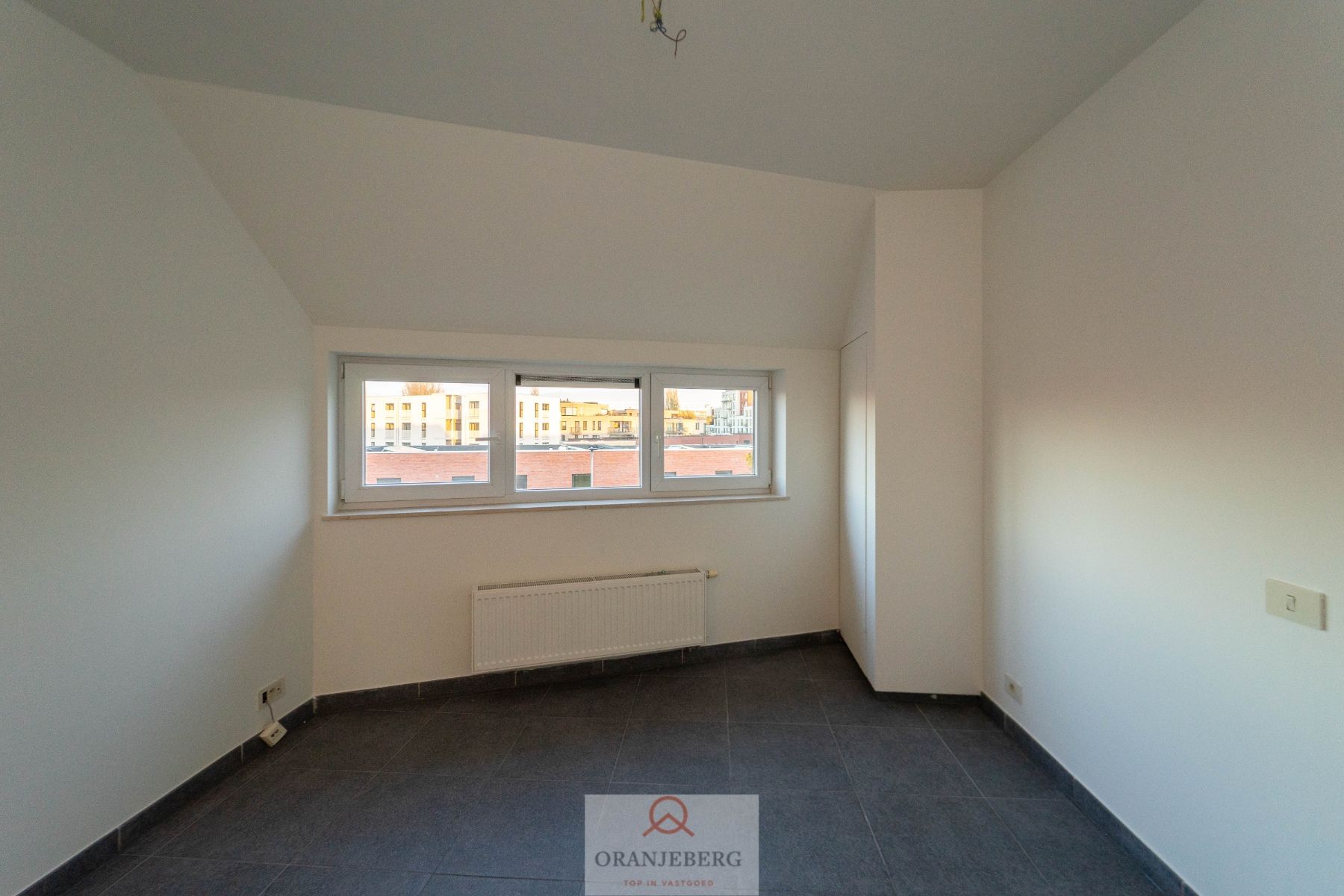 Gerenoveerd 2-slpk appartement op de 3de verdieping foto 8