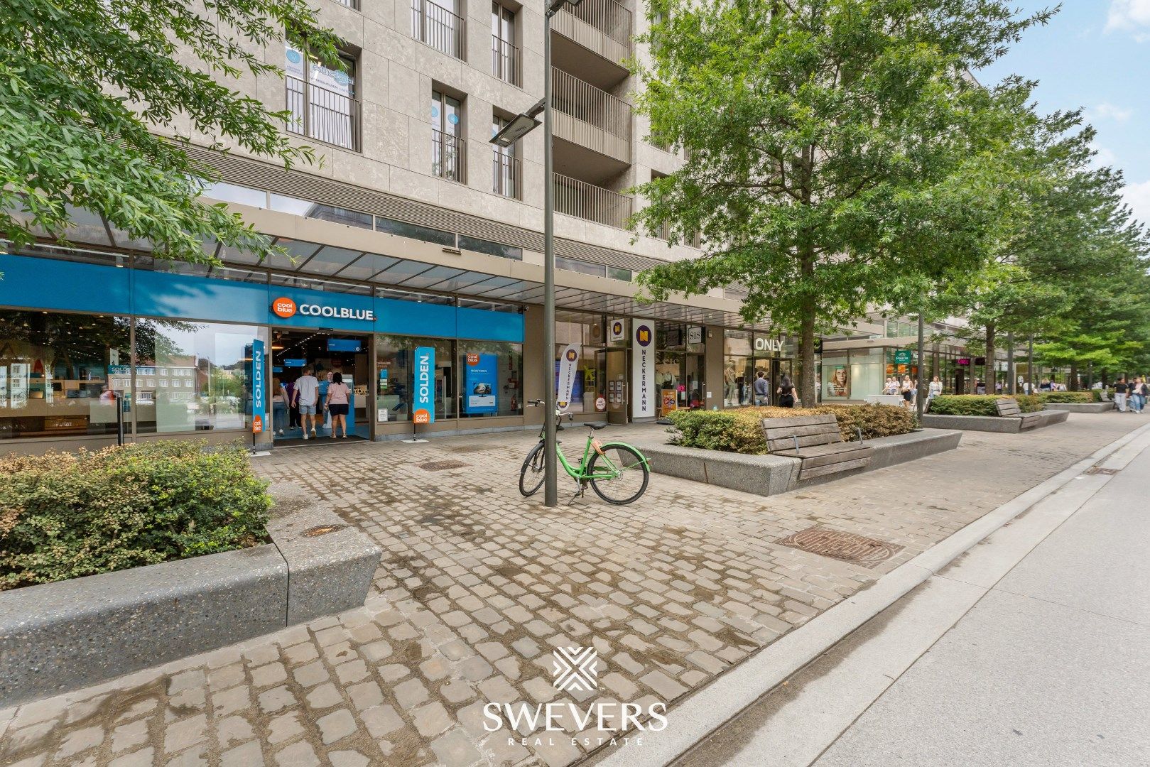Stijlvol, instapklaar 2 slpk-appartement met zonrijk terras op TOPlocatie te Quartier Bleu foto 29