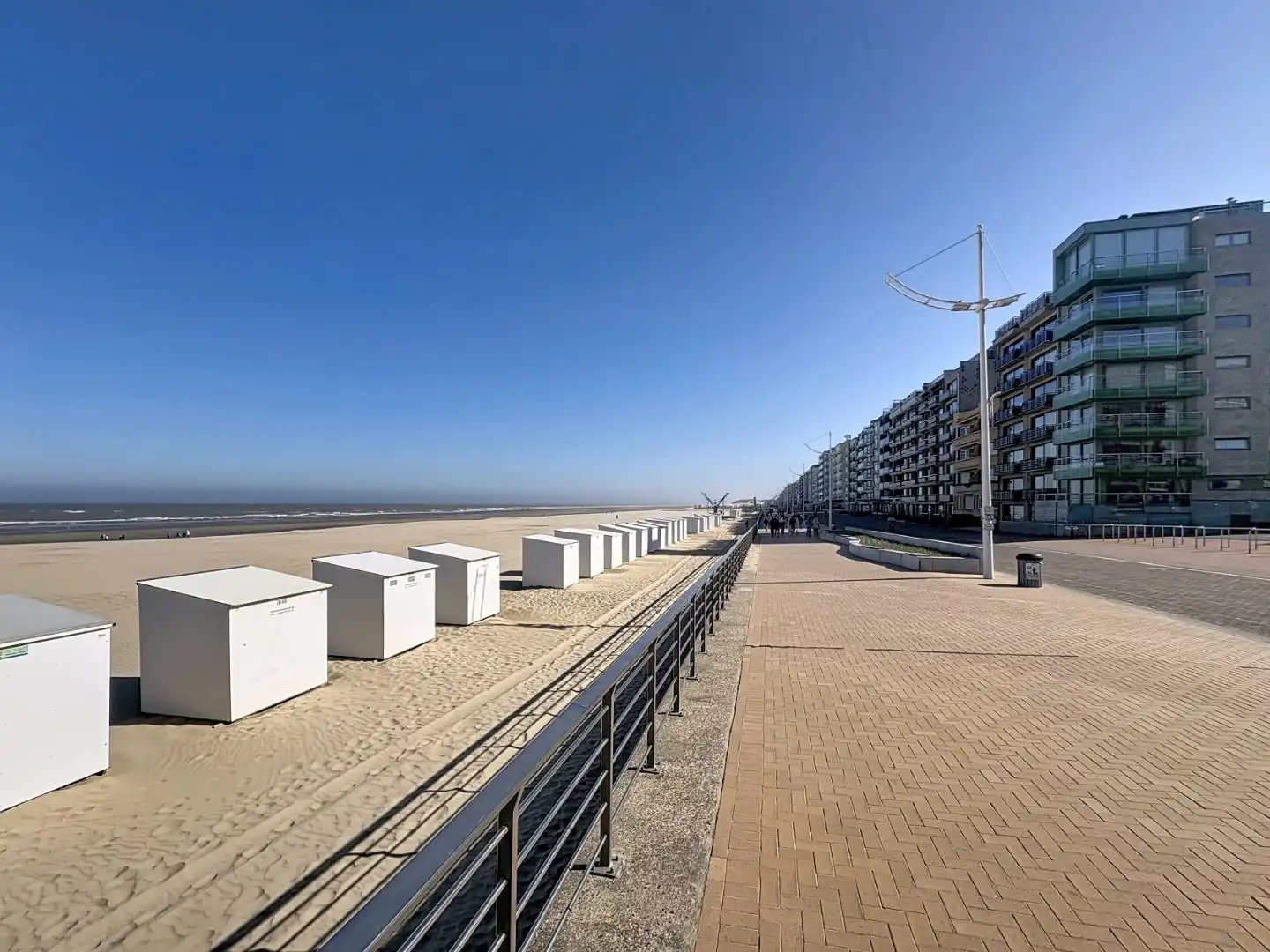 Ruim appartement met zijdelings zeezicht - garage mogelijk  foto 15