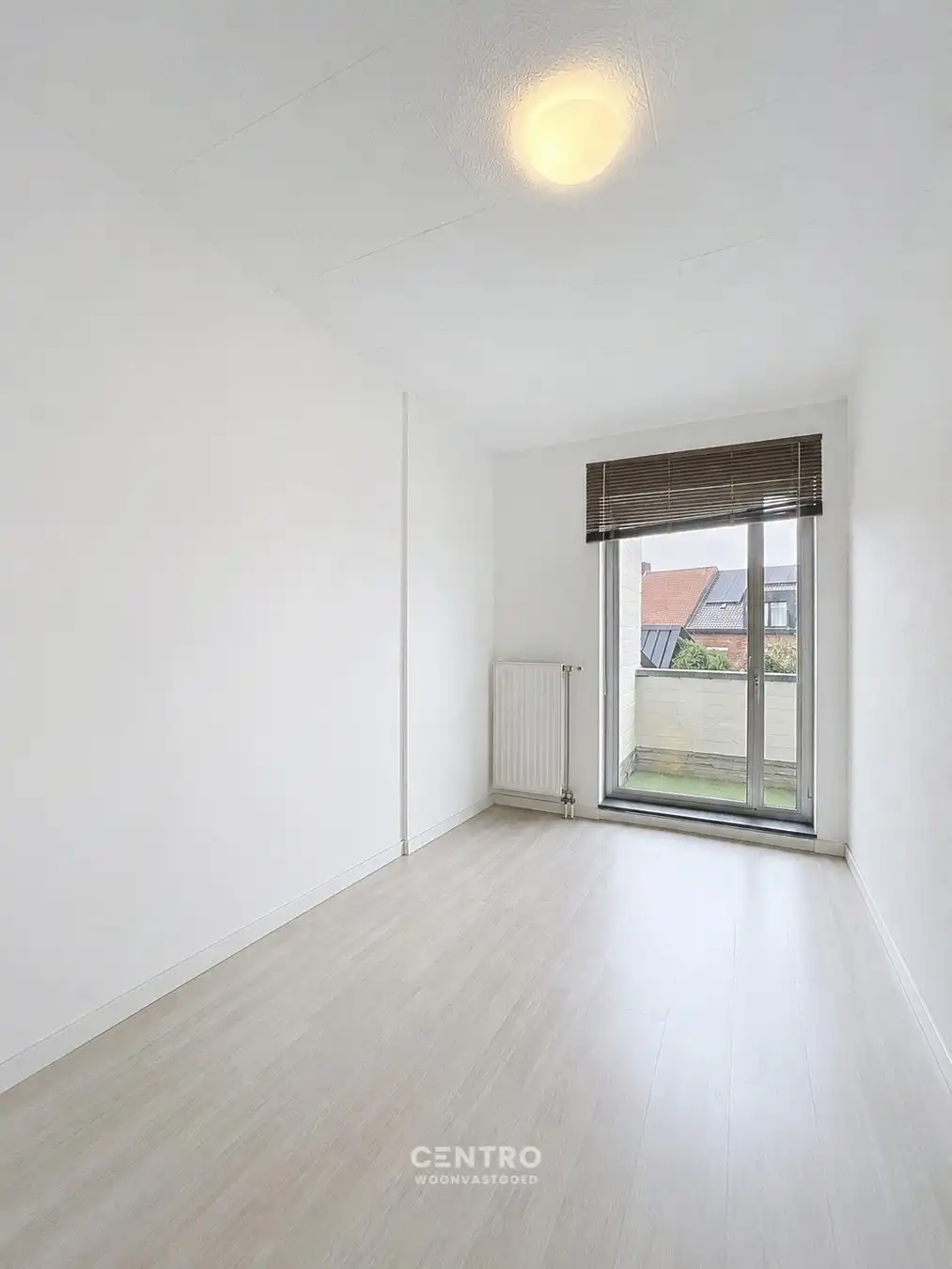 APPARTEMENT (75 m²) met 2 SLK, terras  én GARAGE (moto's, fietsen,...) op een centrale ligging te Roeselare - Perfect voor comfortabel wonen of als OPBRENGSTEIGENDOM ! foto 14