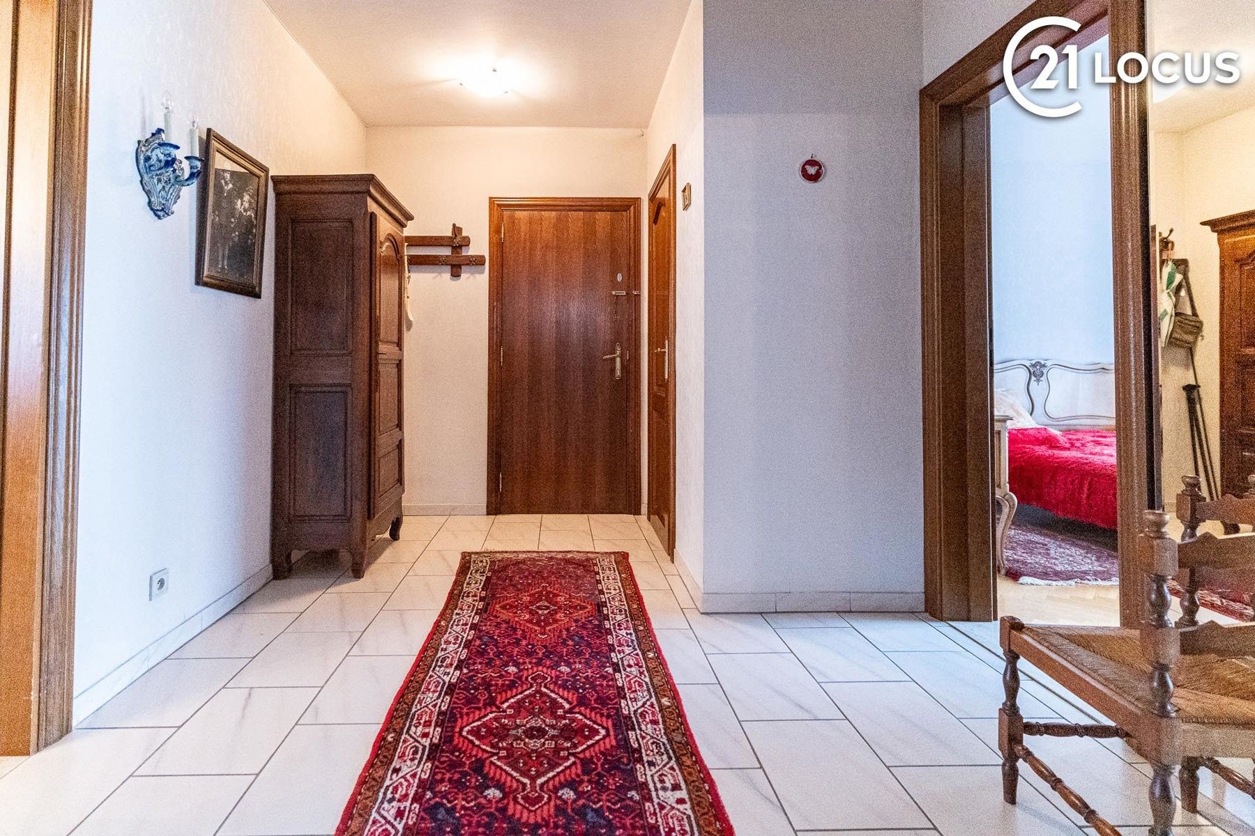 Stijlvol 2-slaapkamer appartement met balkons en airco in Beveren foto 7