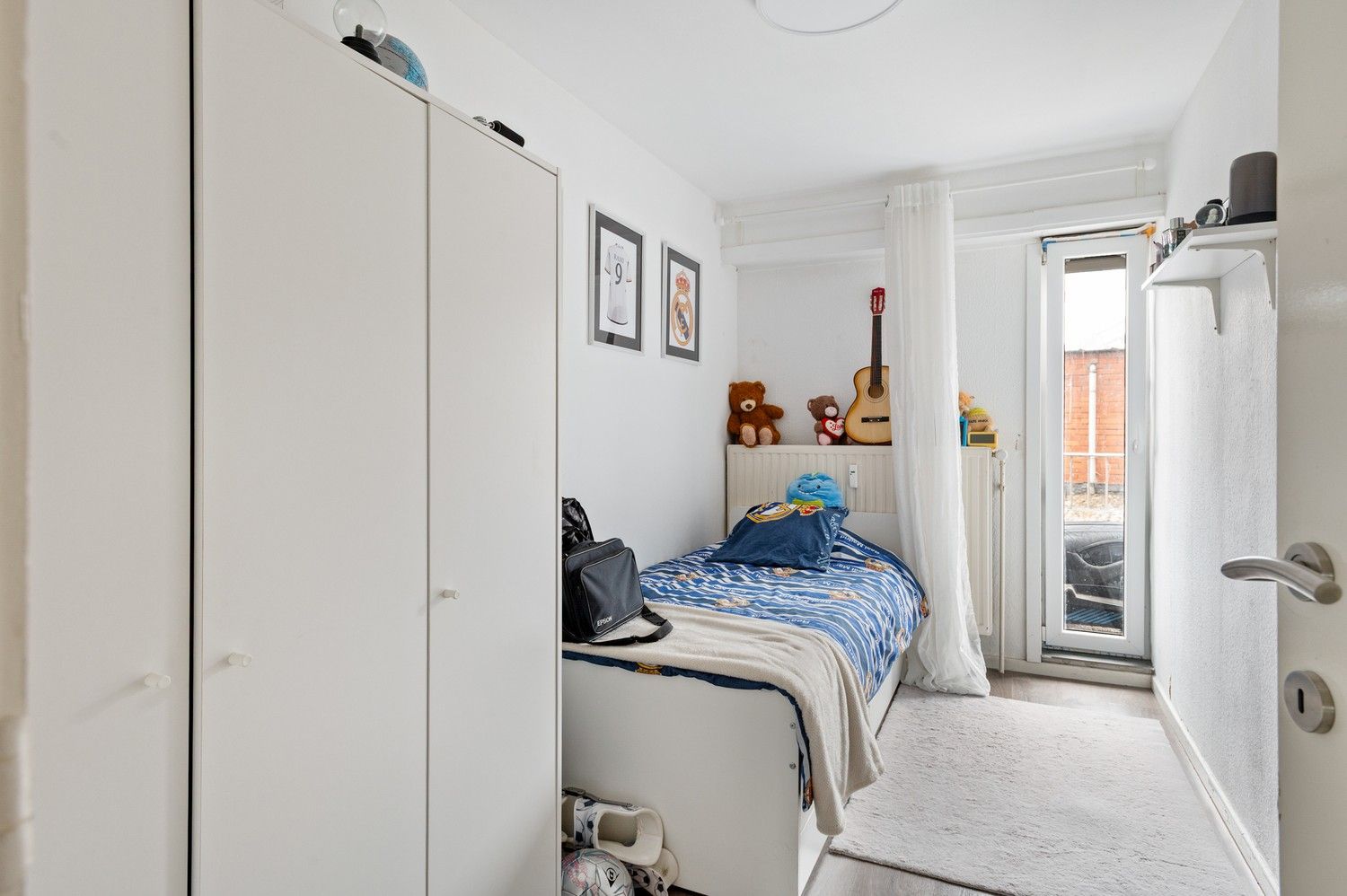 Ruim gelijkvloers appartement met 3 slaapkamers en terras in Deurne! foto 11