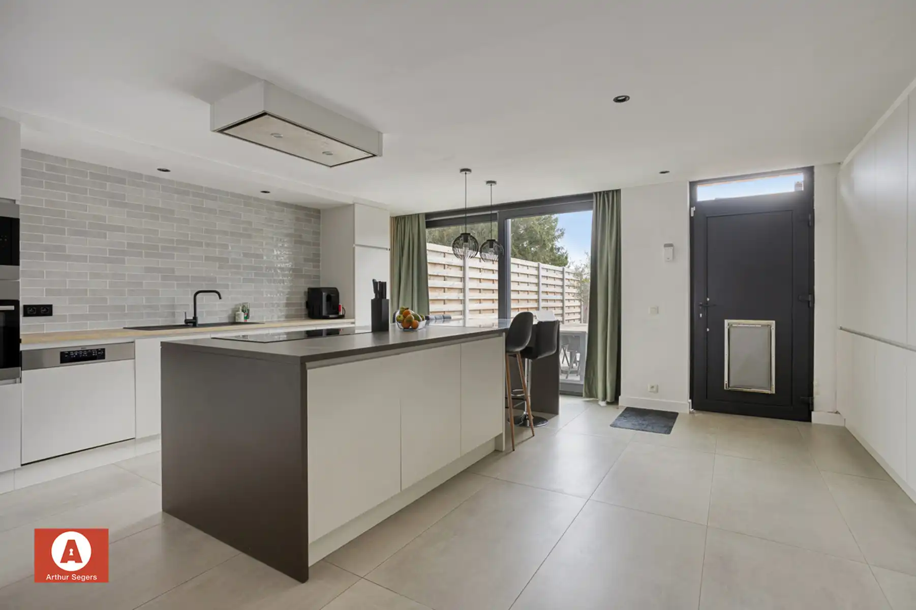 Energiezuinige gezinswoning mét atelier (40 m²) in Peizegem. foto 12