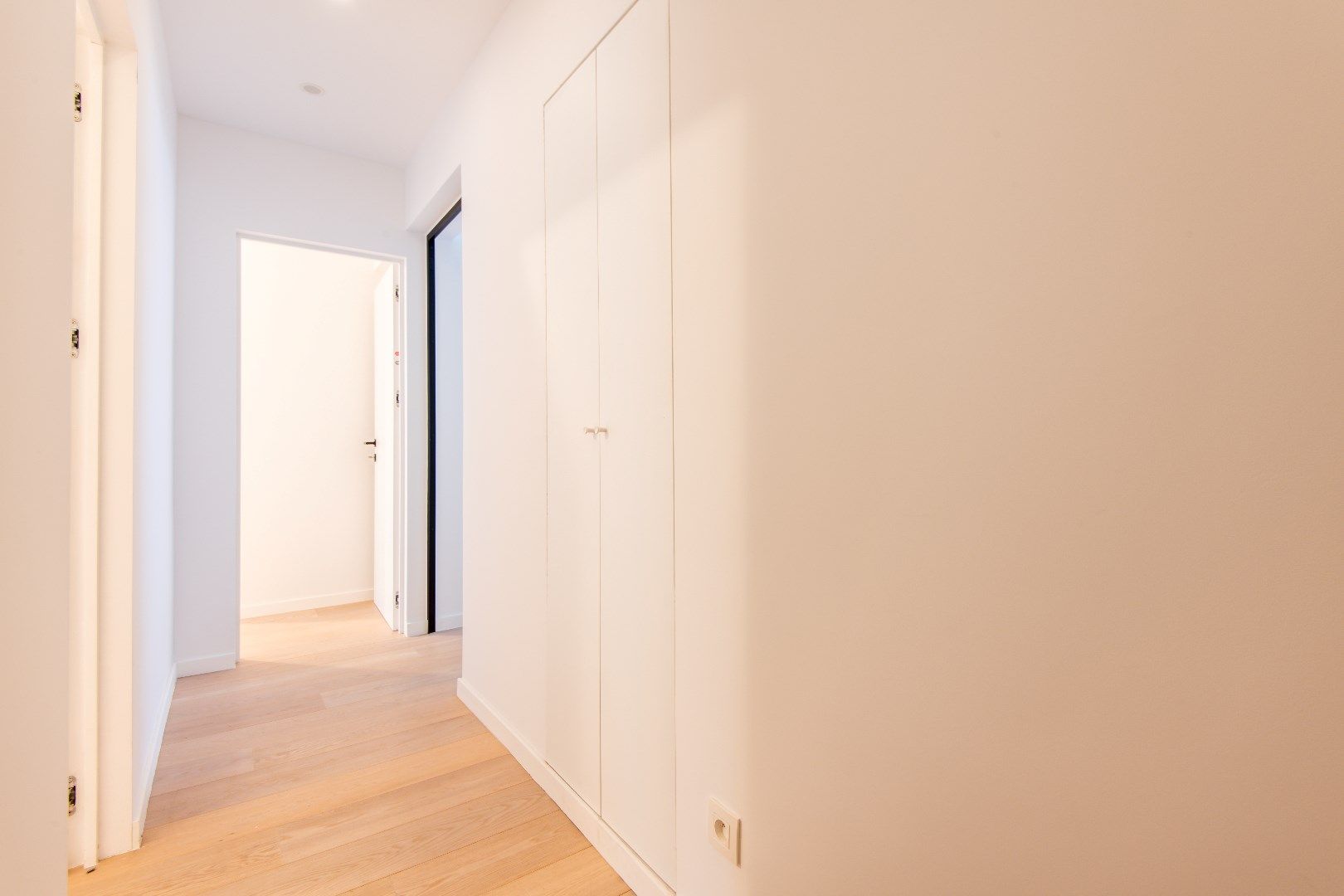 Gerenoveerd appartement met zuid-west oriëntatie gelegen vlakbij de Zeedijk en de Dumortierlaan foto 8