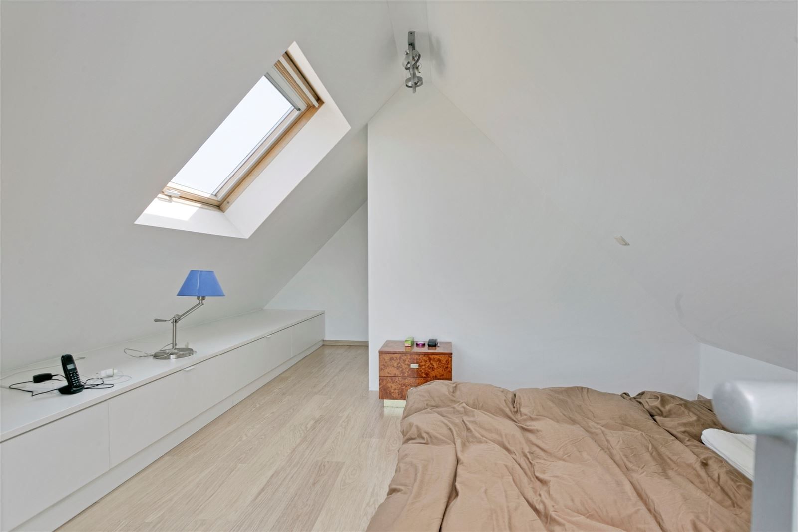 Uniek dakappartement met Scheldezicht! foto 8