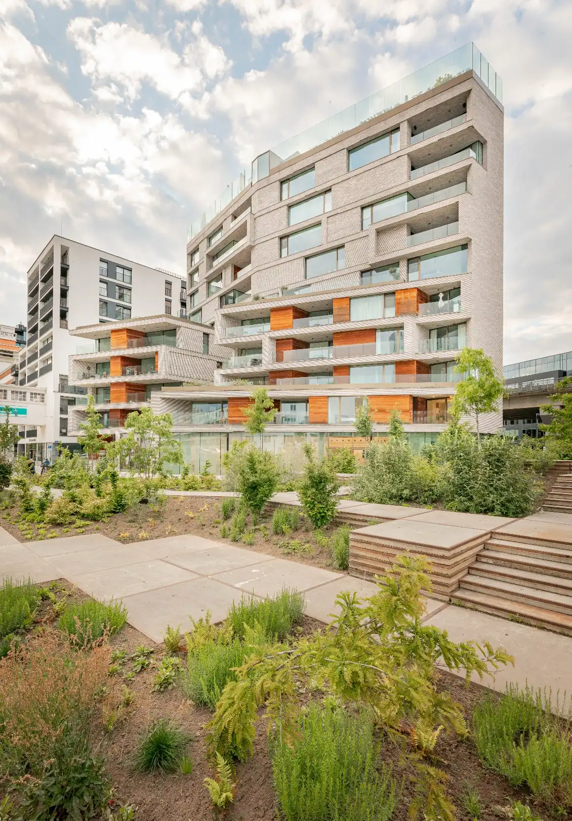 Gemeubeld 2-slaapkamer appartement aan de Vaartkom! foto 17
