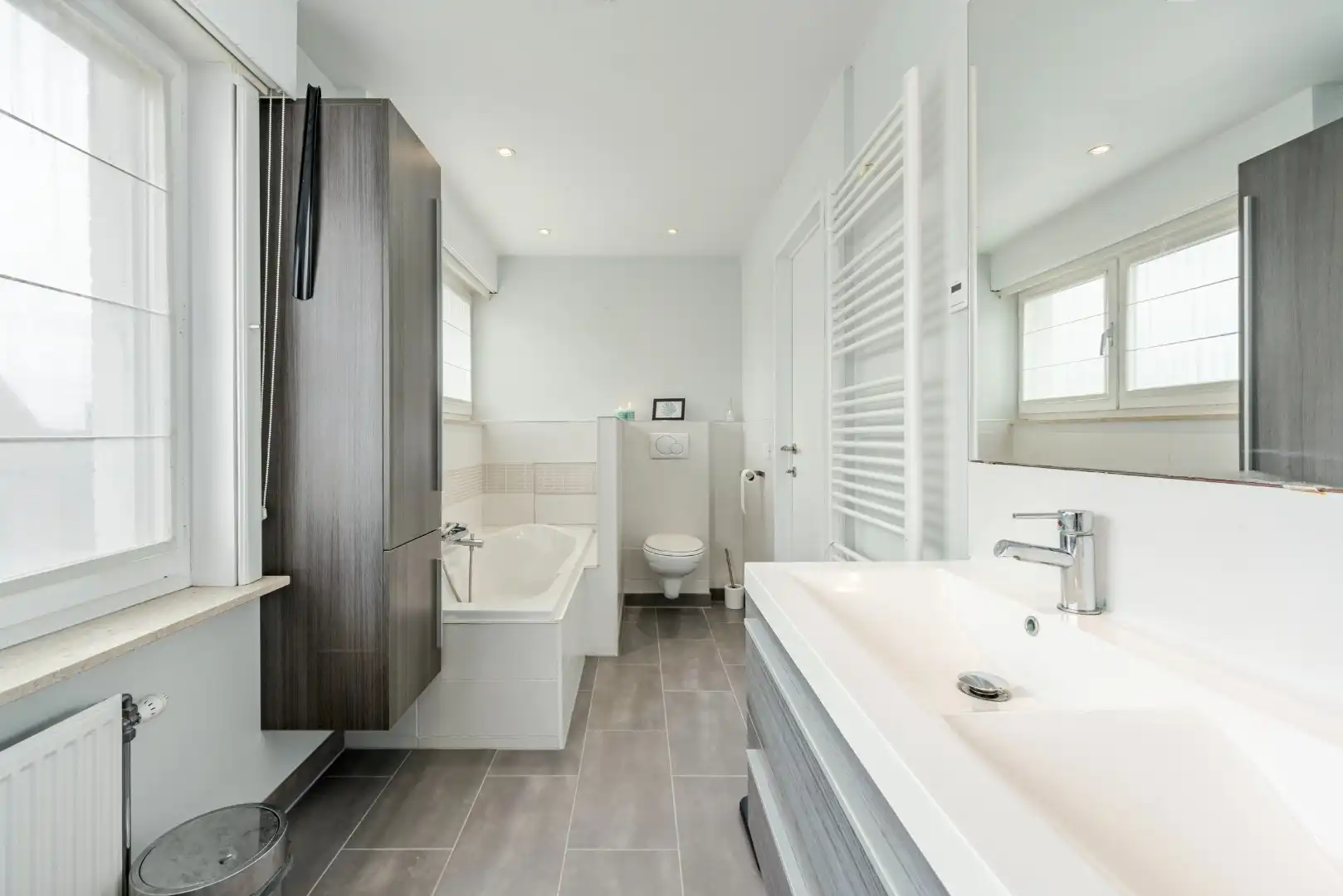Instapklare gezinswoning met bijgebouw foto 19