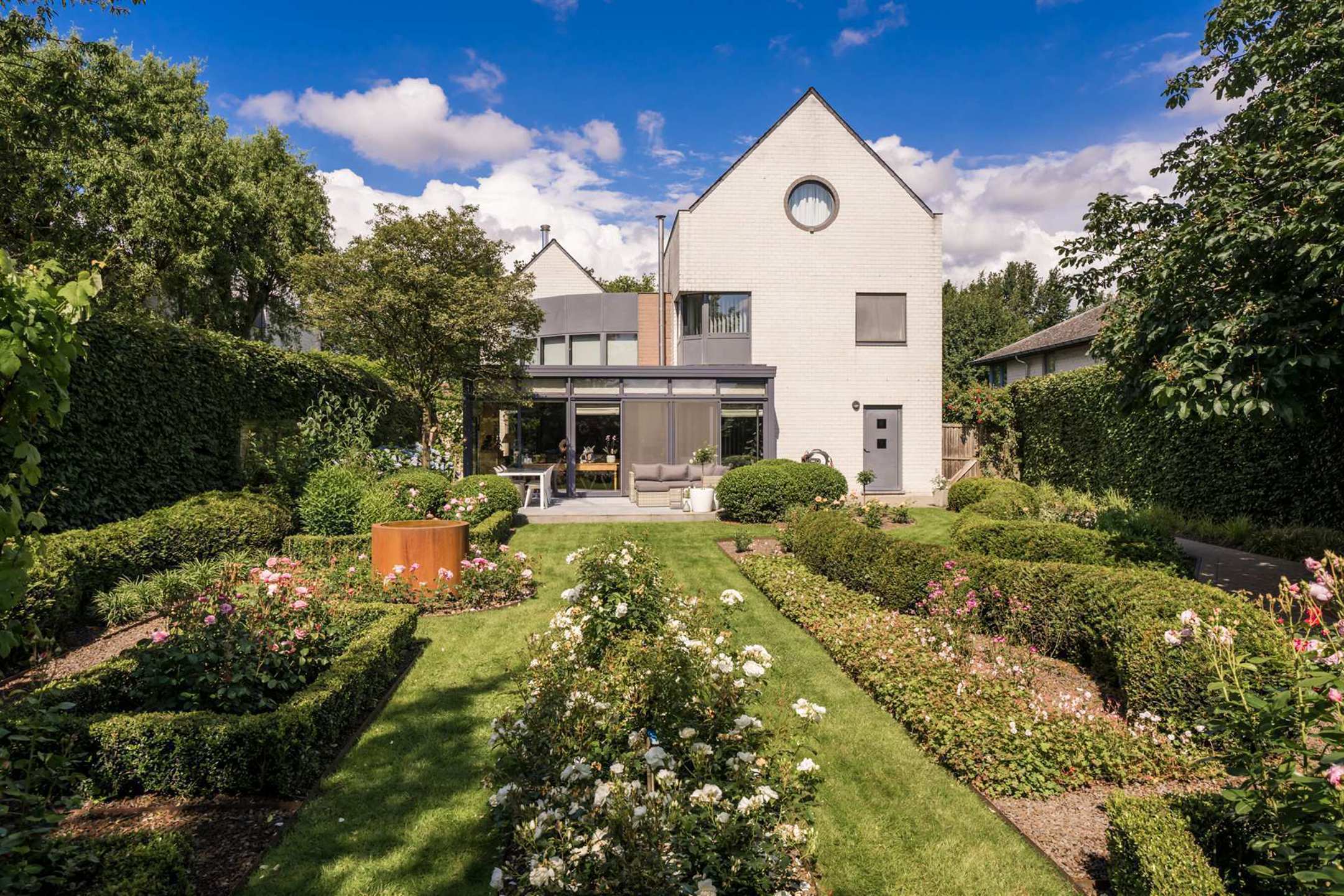 Prachtige ruime villa in groene oase foto 22