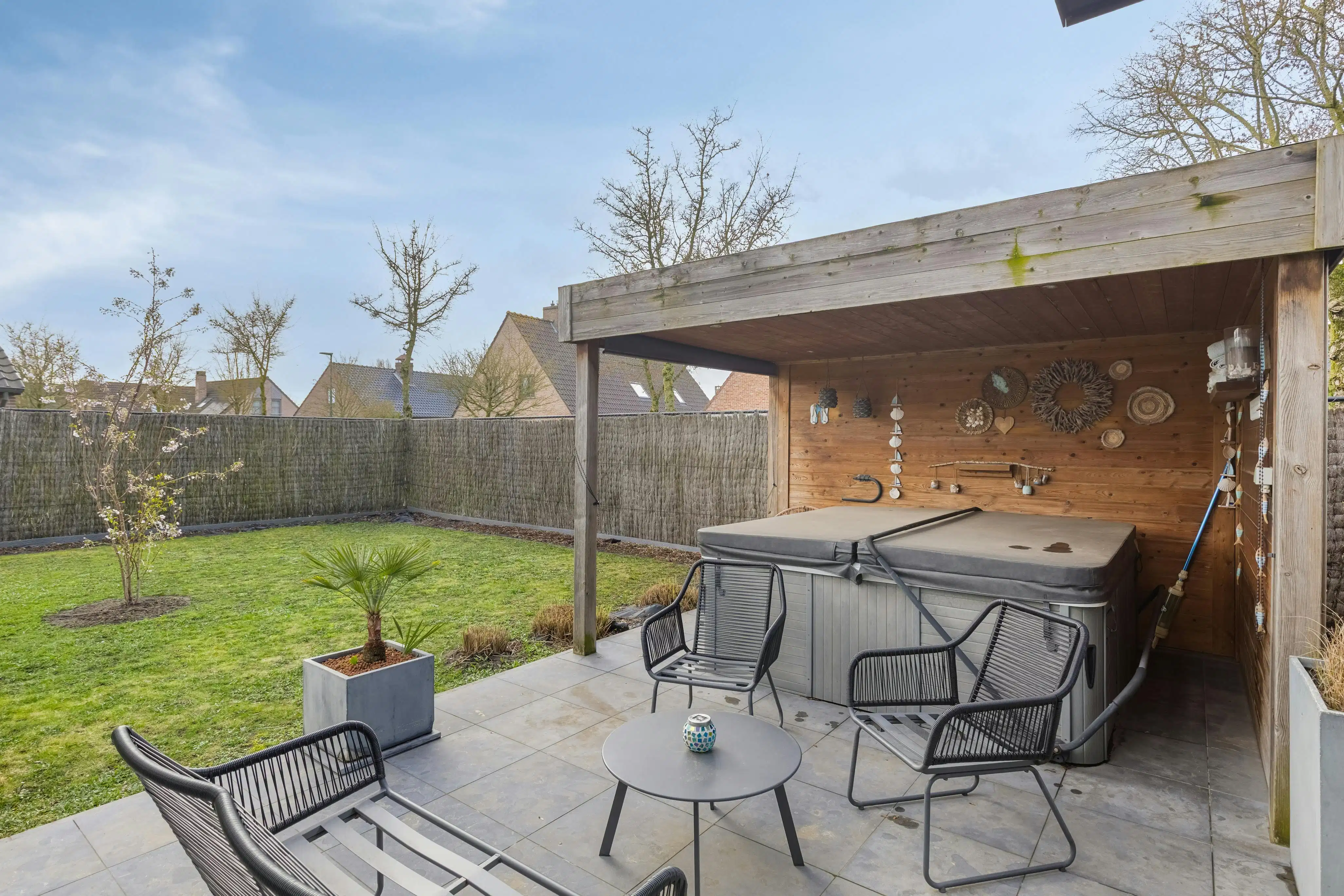 Ruim huis met 3 slpk, zuidgerichte tuin en rustige ligging in Lievegem foto 31