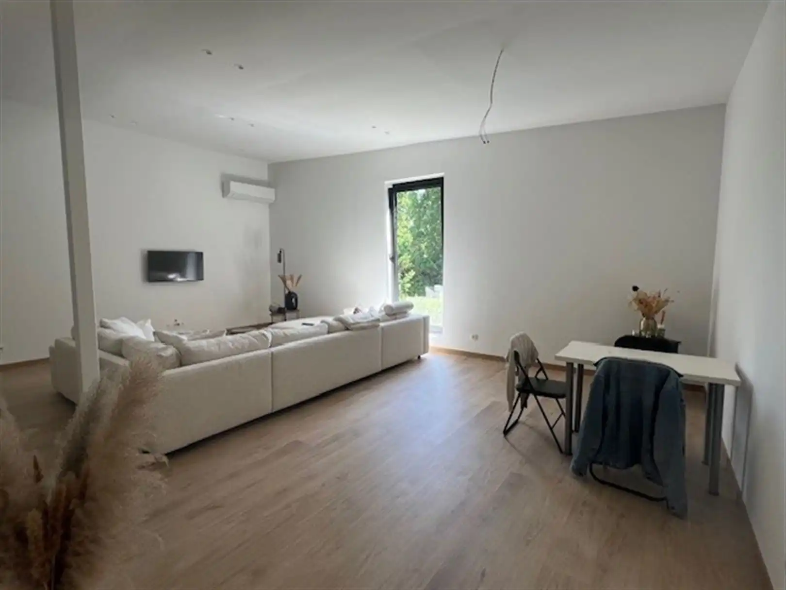 Kantoorgebouw foto 17