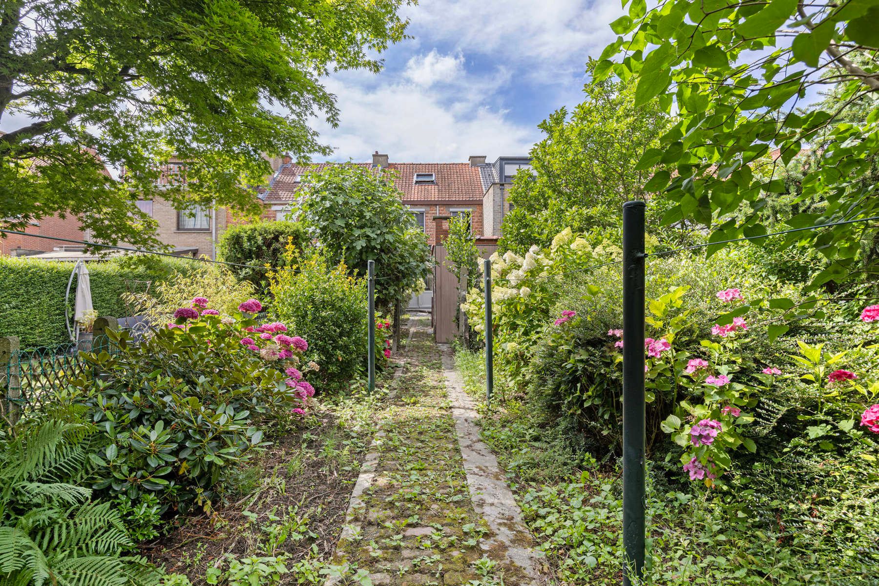 Gezinswoning 3 slaapkamers en charmante tuin in Koningslo foto 11