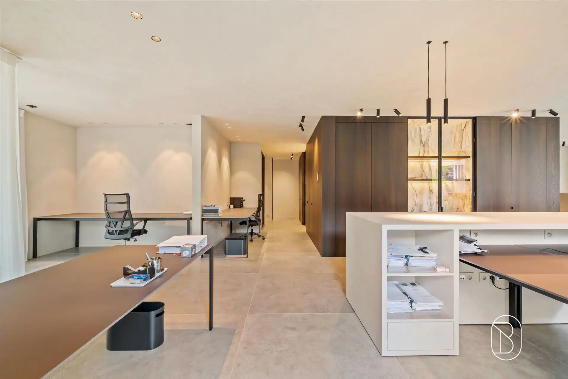 Luxueus afgewerkte kantoorruimte foto 10