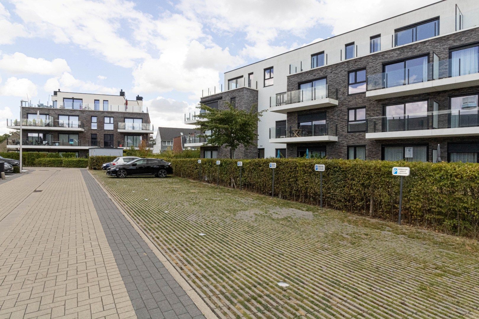 ! NIEUWE VOORWAARDEN! Zeer mooi afgewerkt en instapklaar nieuwbouwappartement gelegen in groene zone met mogelijkheid tot bijhuren van ondergrondse autostaanpla foto 23