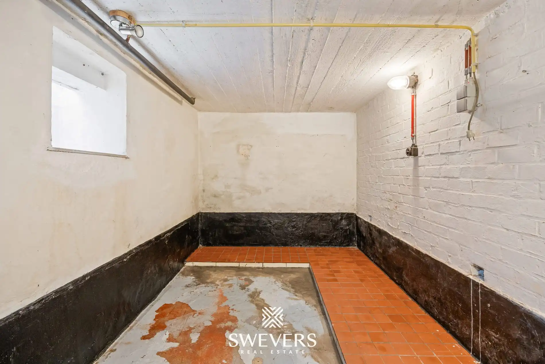 Op te frissen gezinswoning met 4 slaapkamers en veel potentieel foto 28