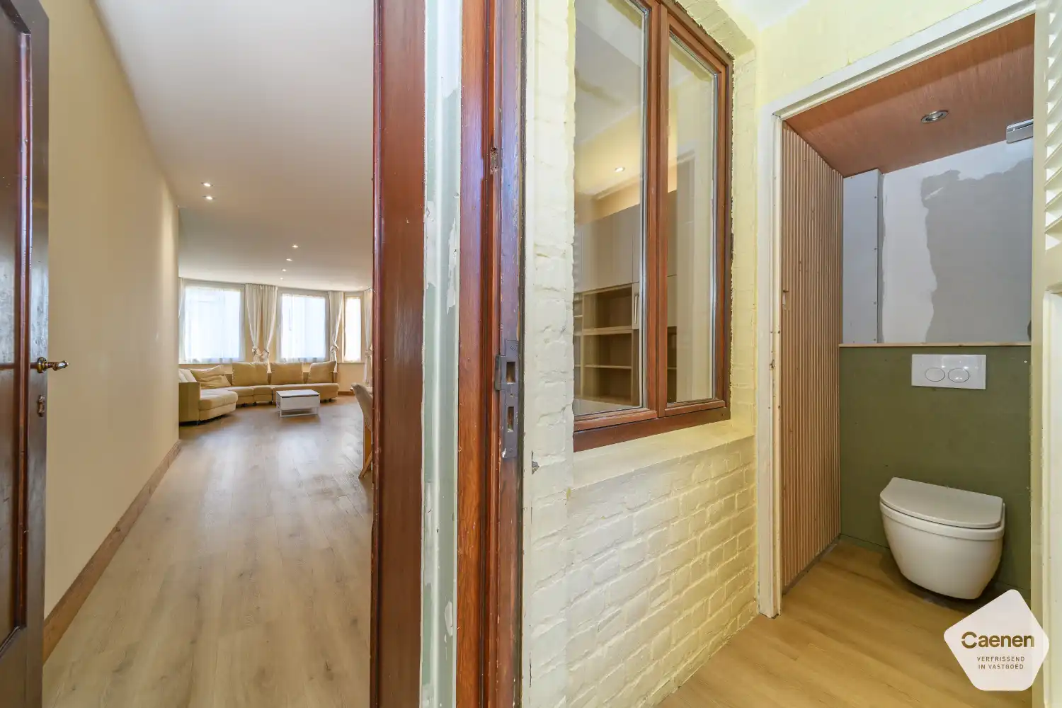 Ruime woning met handelsruimte in het centrum van De Panne foto 9