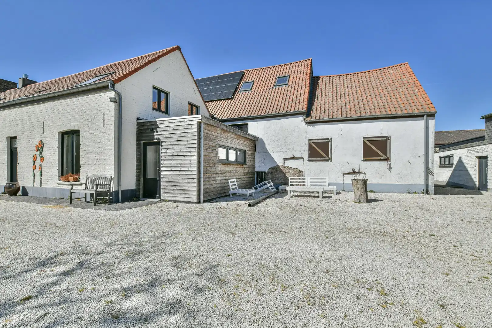 Authentieke hoeve met bouwland & stallen op unieke landelijke ligging tussen De Haan en Nieuwmunster foto 21