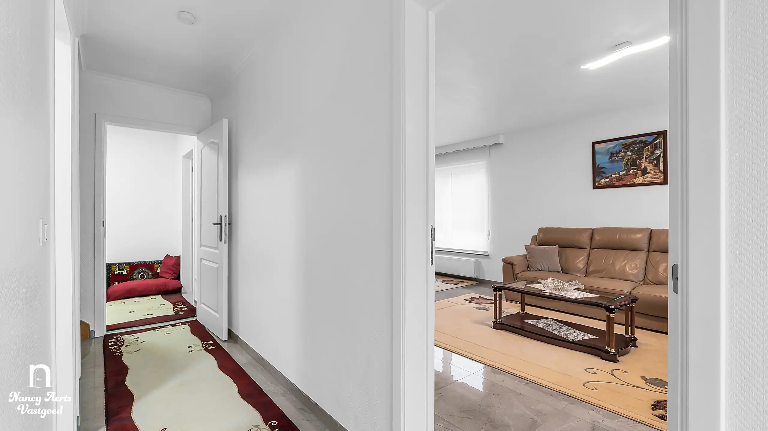 Gerenoveerde woning met 4 slaapkamers, tuin en leefkeuken foto 8