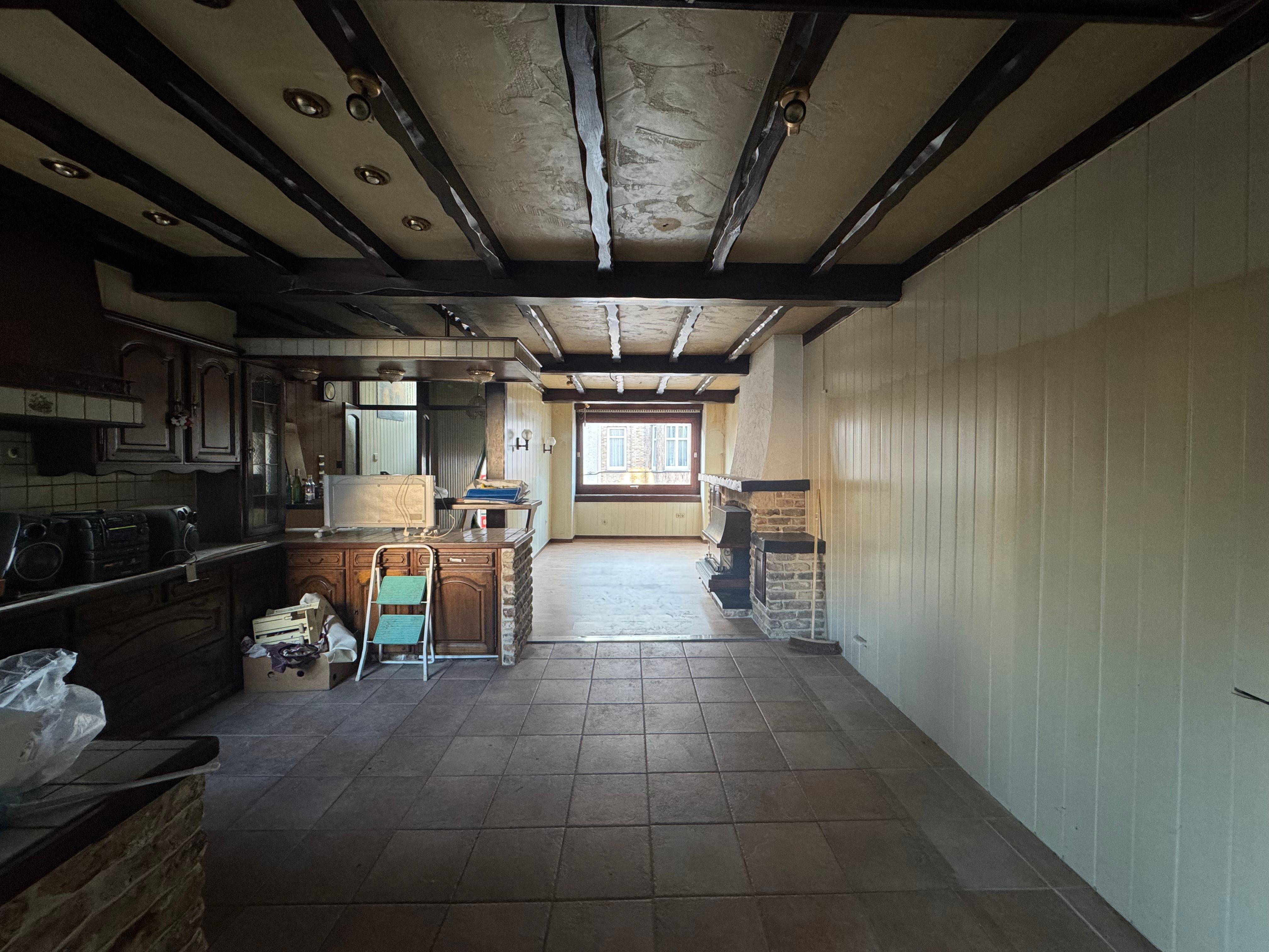 Te renoveren woning foto 6