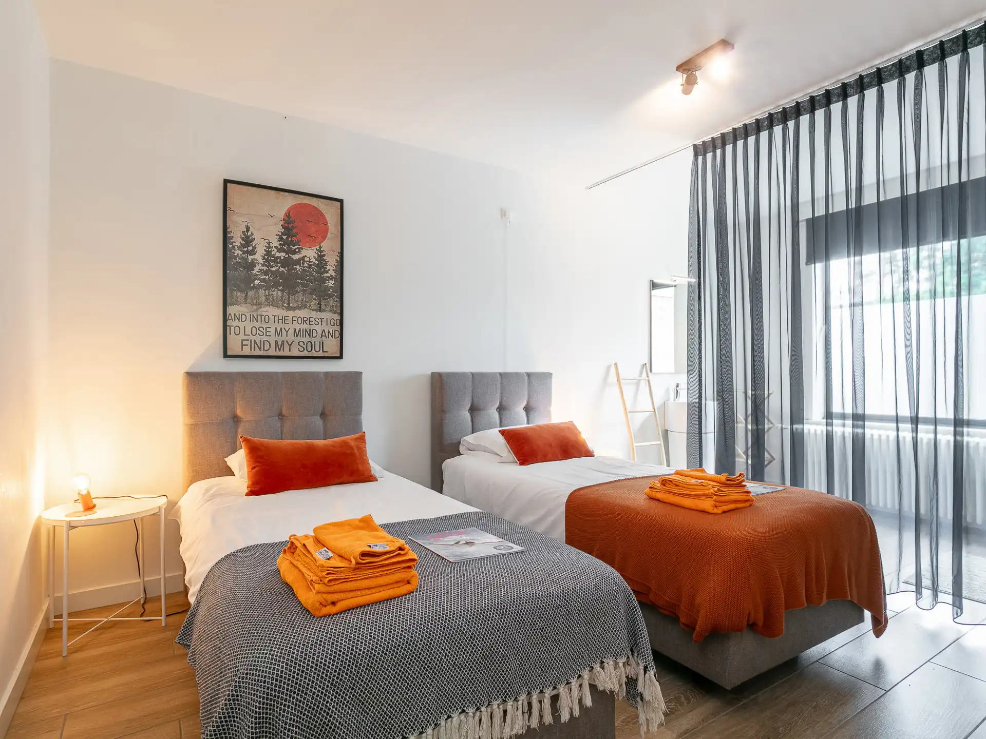 Moderne vakantiewoning in een groene omgeving foto 13