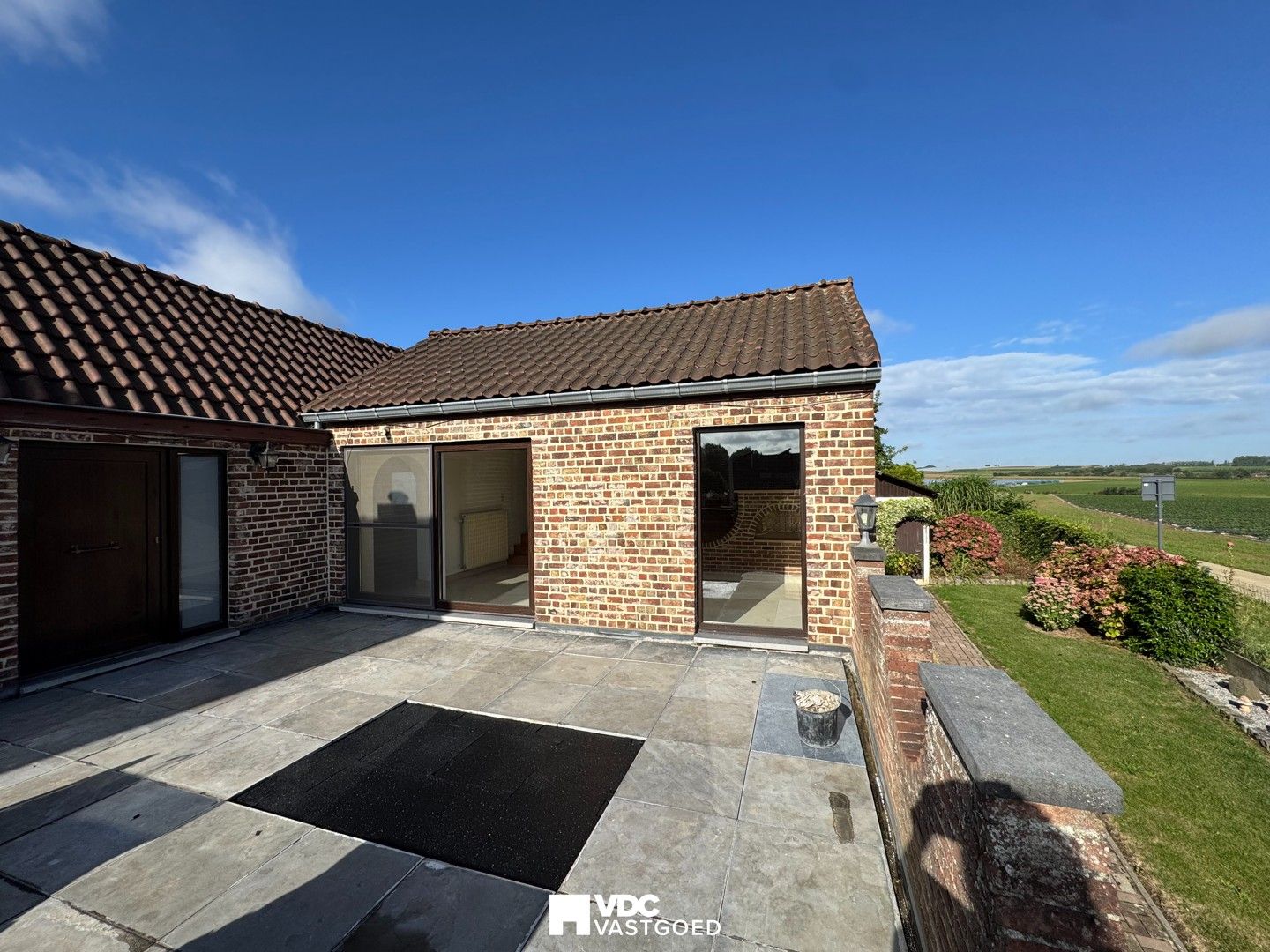 Charmant appartement met prachtig uitzicht. foto 26