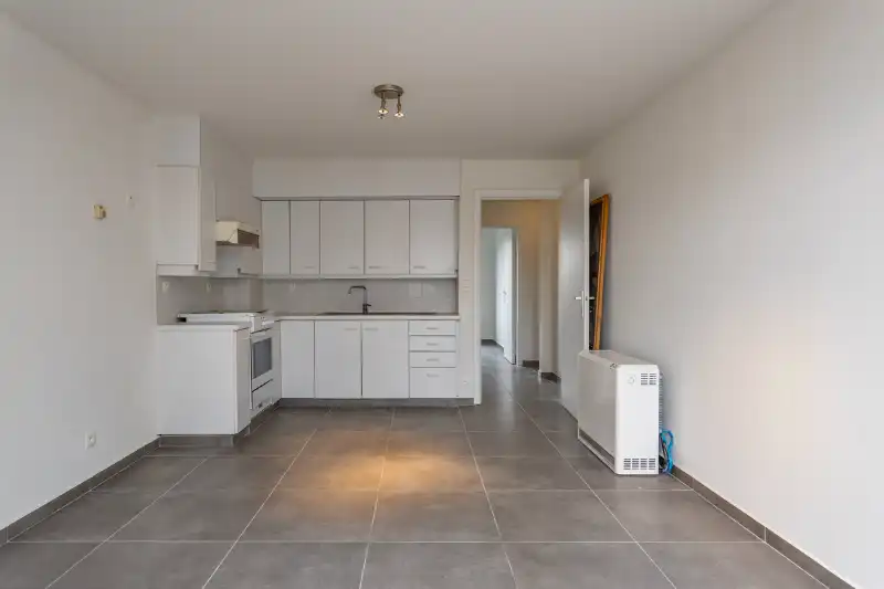recent gerenoveerd 1-slaapkamer appartement te Eeklo foto {{pictureIndex}}