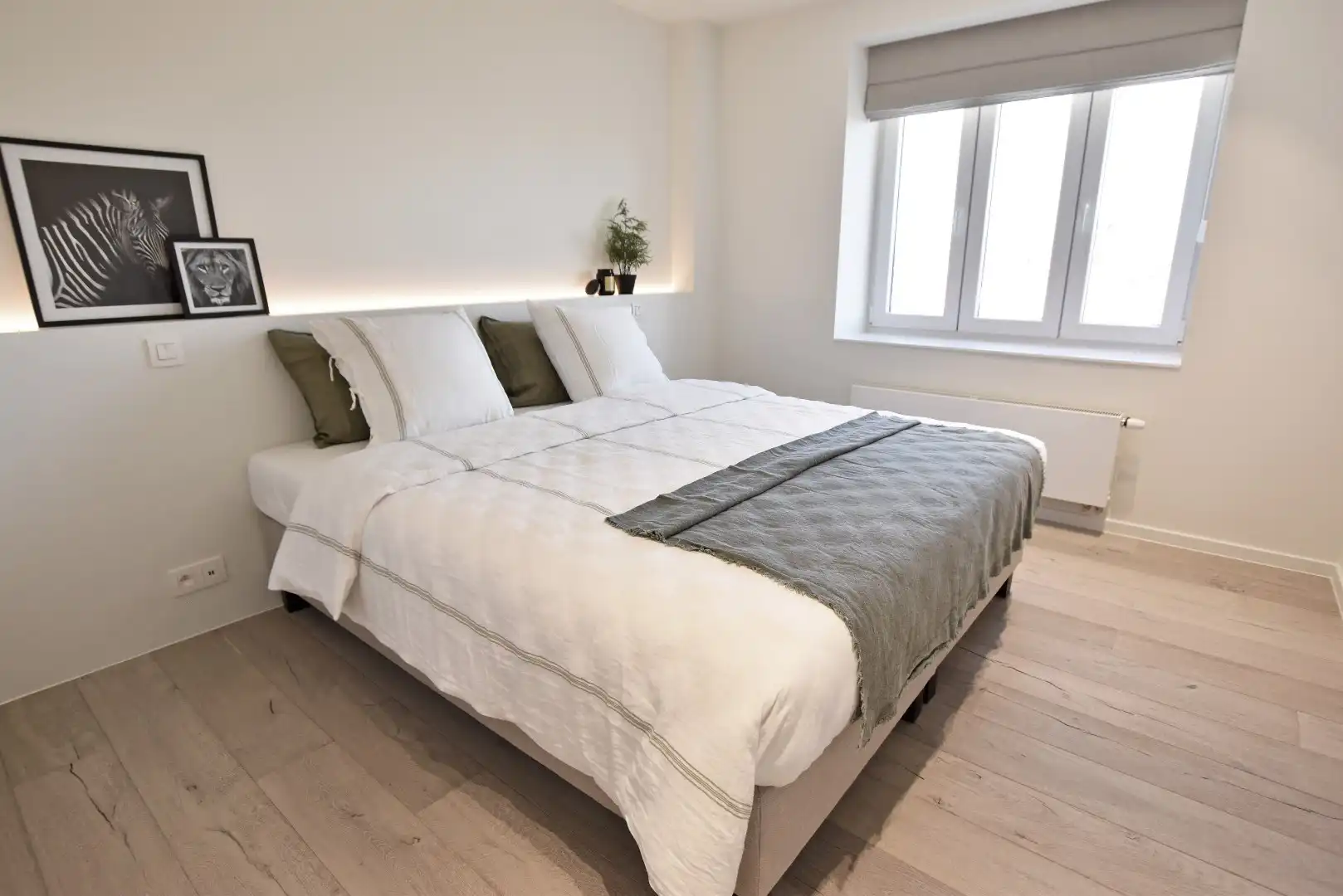 Prachtige totaalrenovatie met uitgestrekt zicht over het Zegemeer.  foto 8