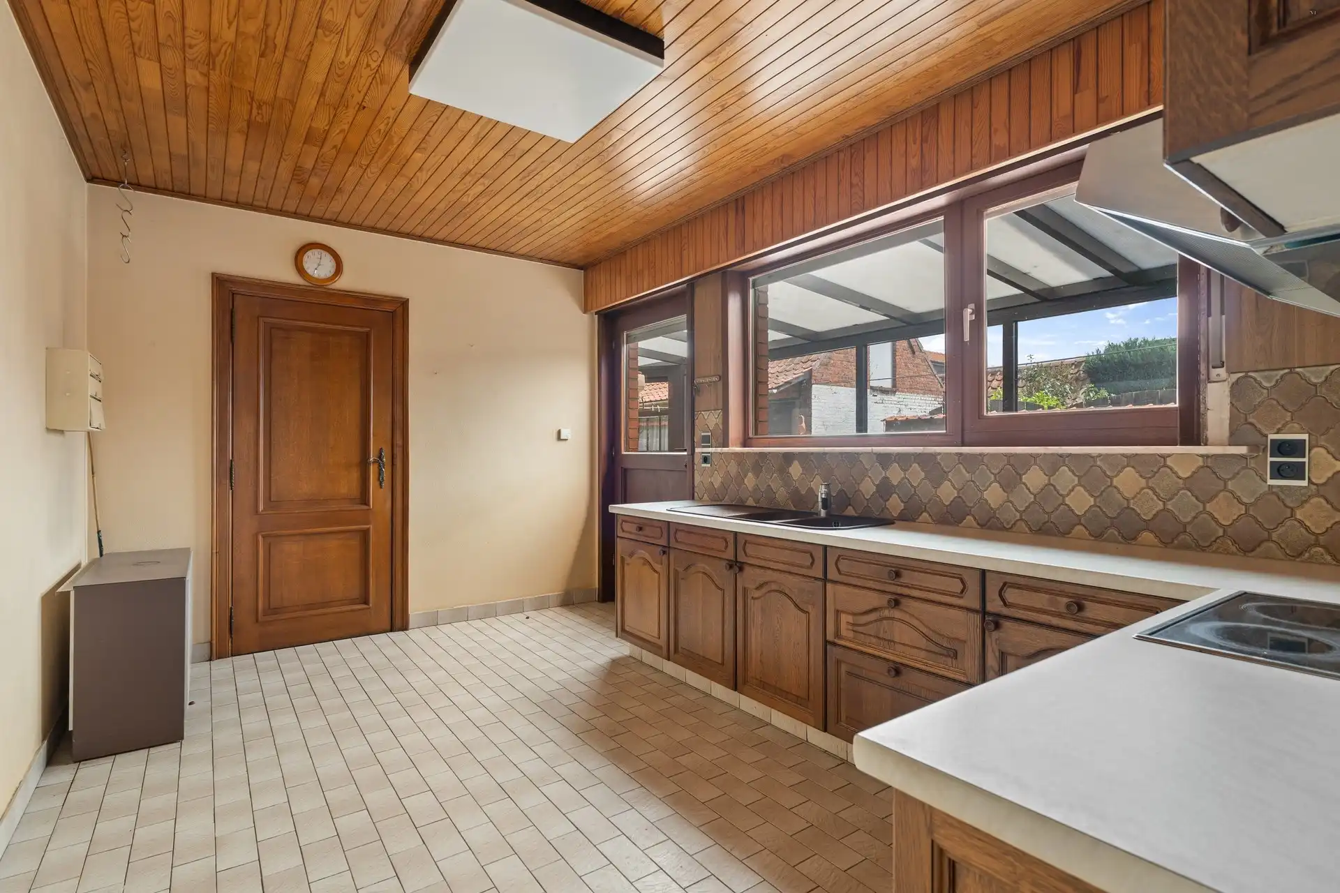 degelijke woning met veel mogelijkheden foto 8