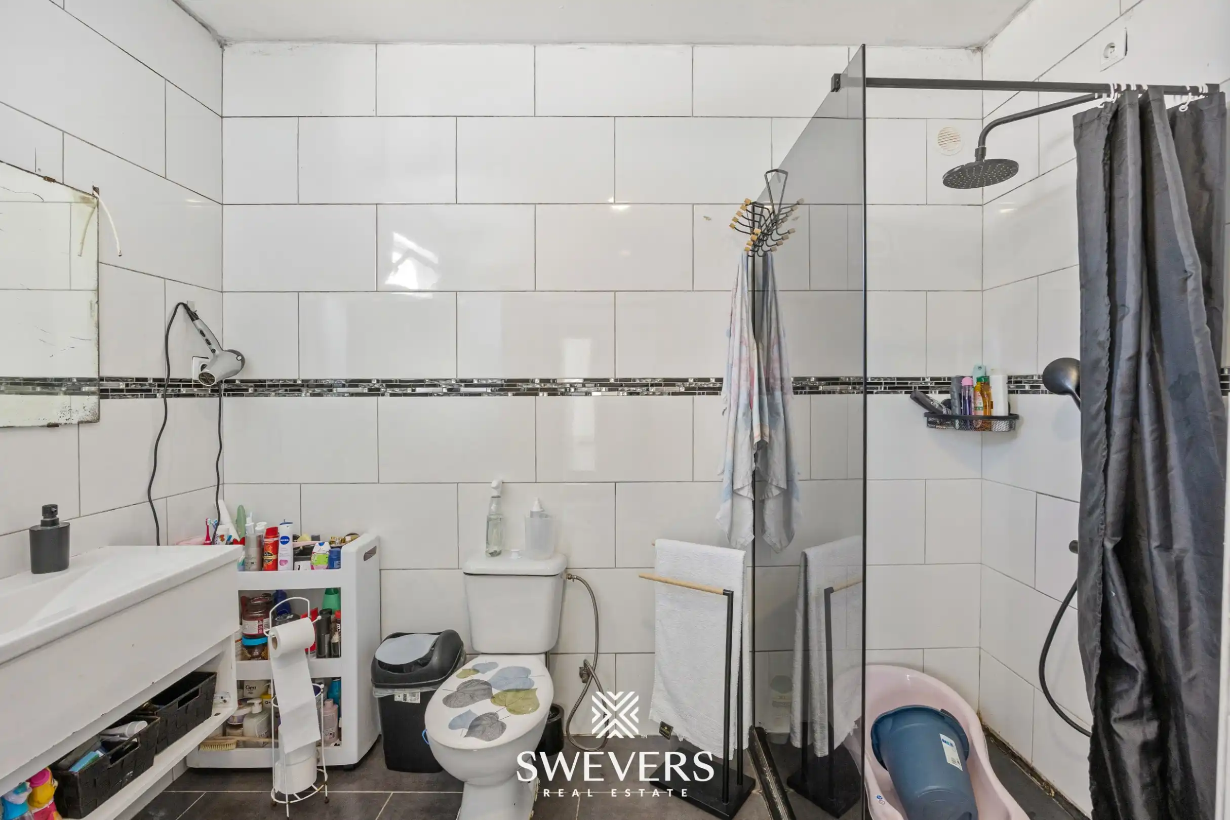 Ruime gezinswoning met 4 slaapkamers, aangename tuin en veel potentieel in Heers foto 12