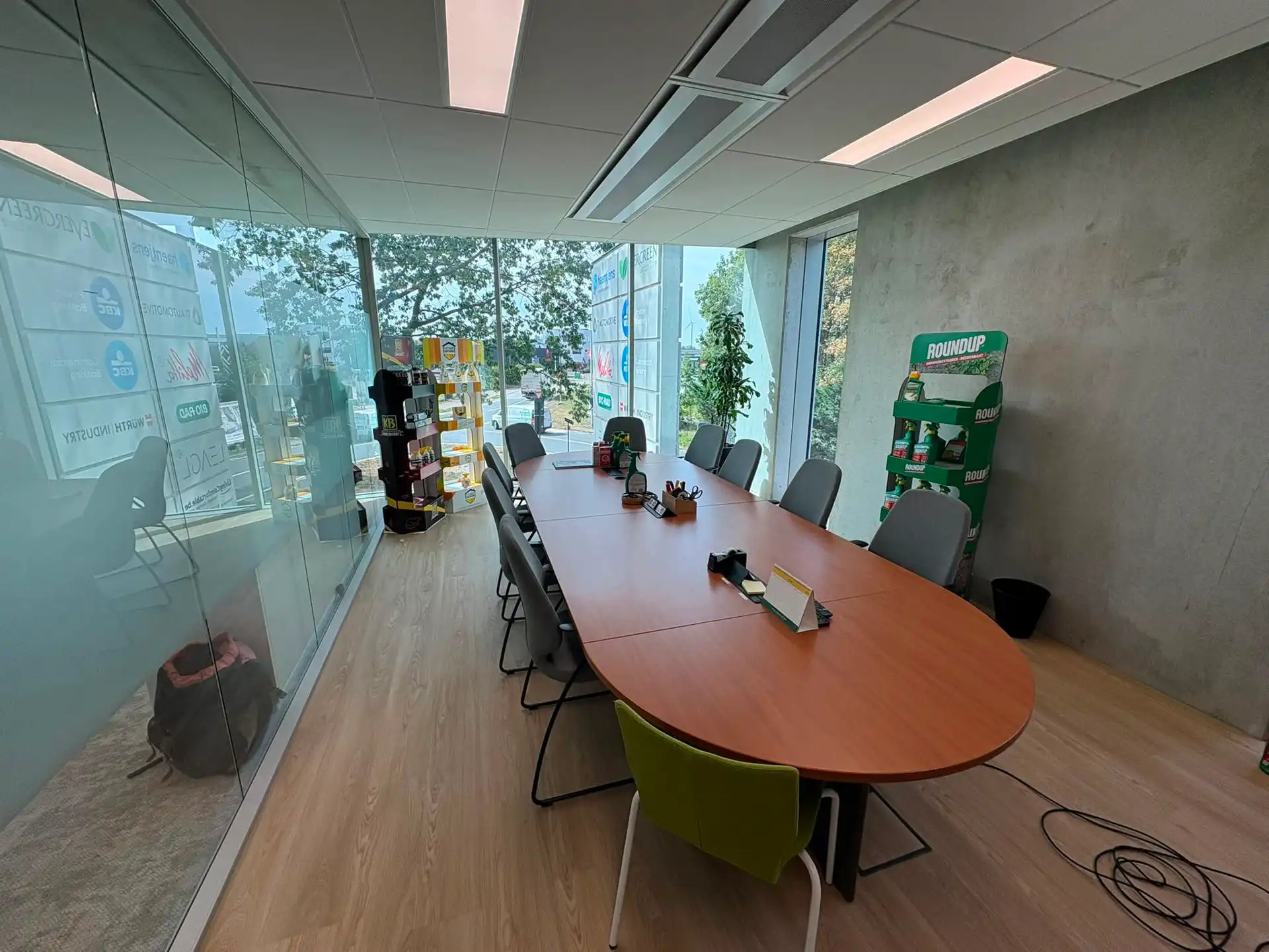Moderne kantoorruimte 445 m² op toplocatie E17 in Lokeren foto 23